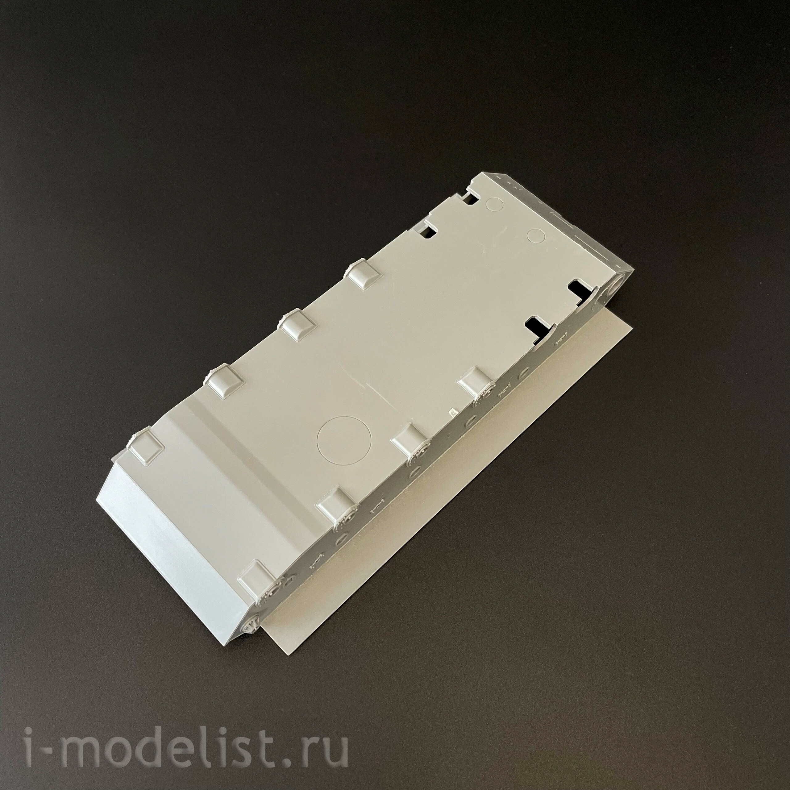 35A055 Amusing Hobby 1/35 Notмецкий танк Spähpanzer Ru 251