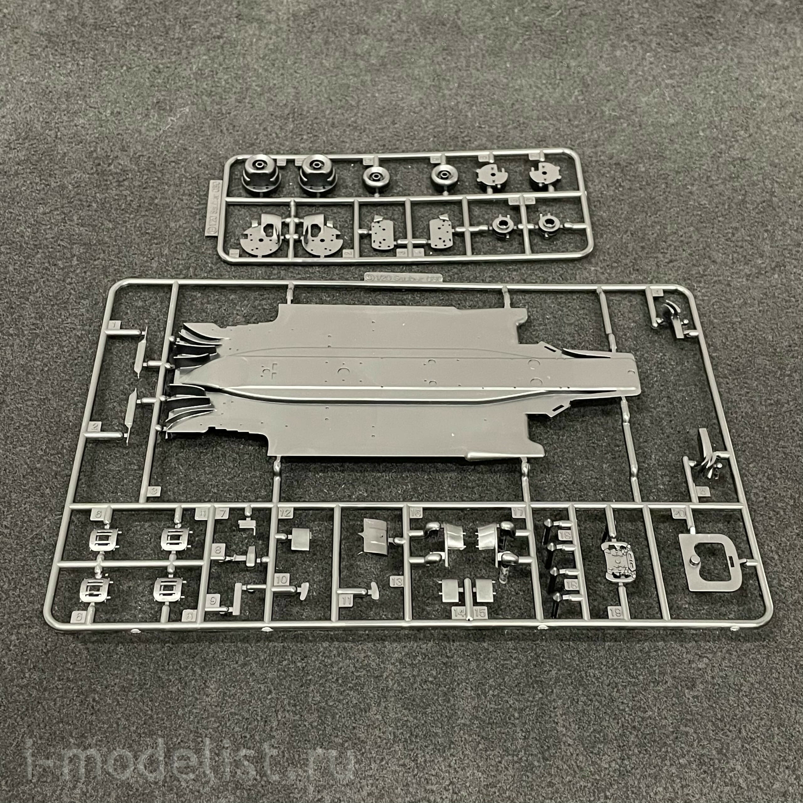09208 Fujimi 1/20 Sauber C30 Racing Car