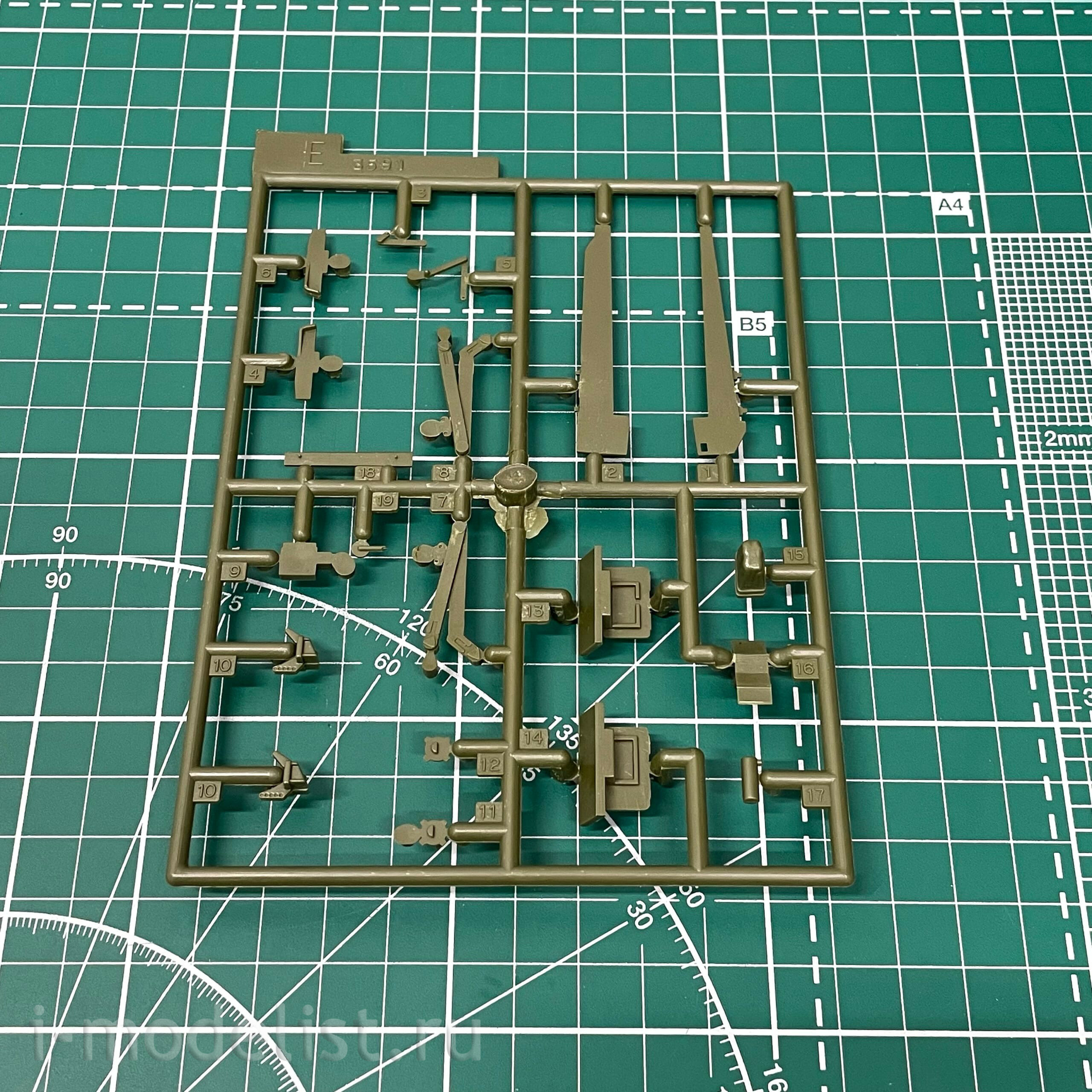 3591 Zvezda 1/35 Russian T-80UD Main Battle Tank