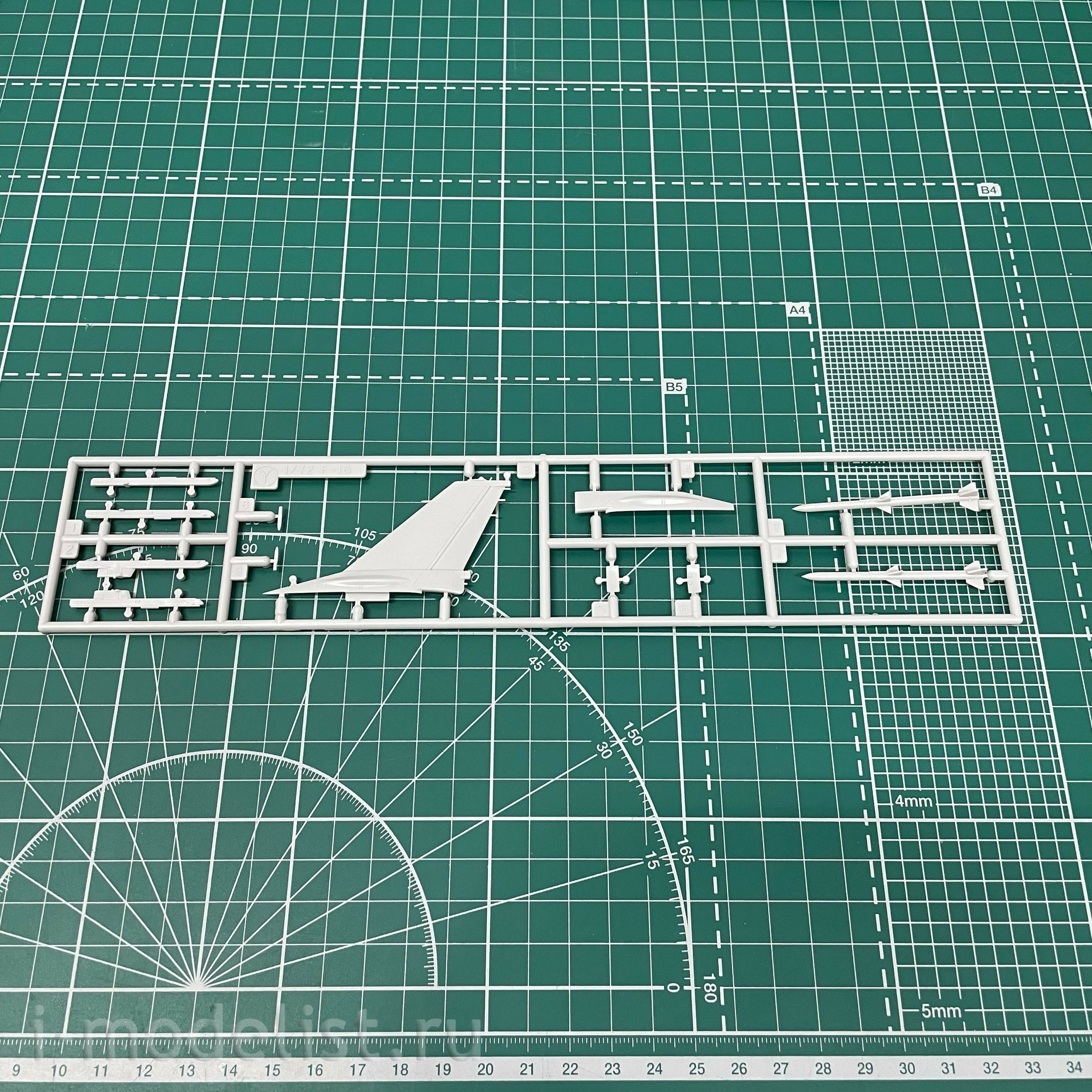 01980 Hasegawa 1/72 General-Dynamics F-16A ADF Fighting Falcon 