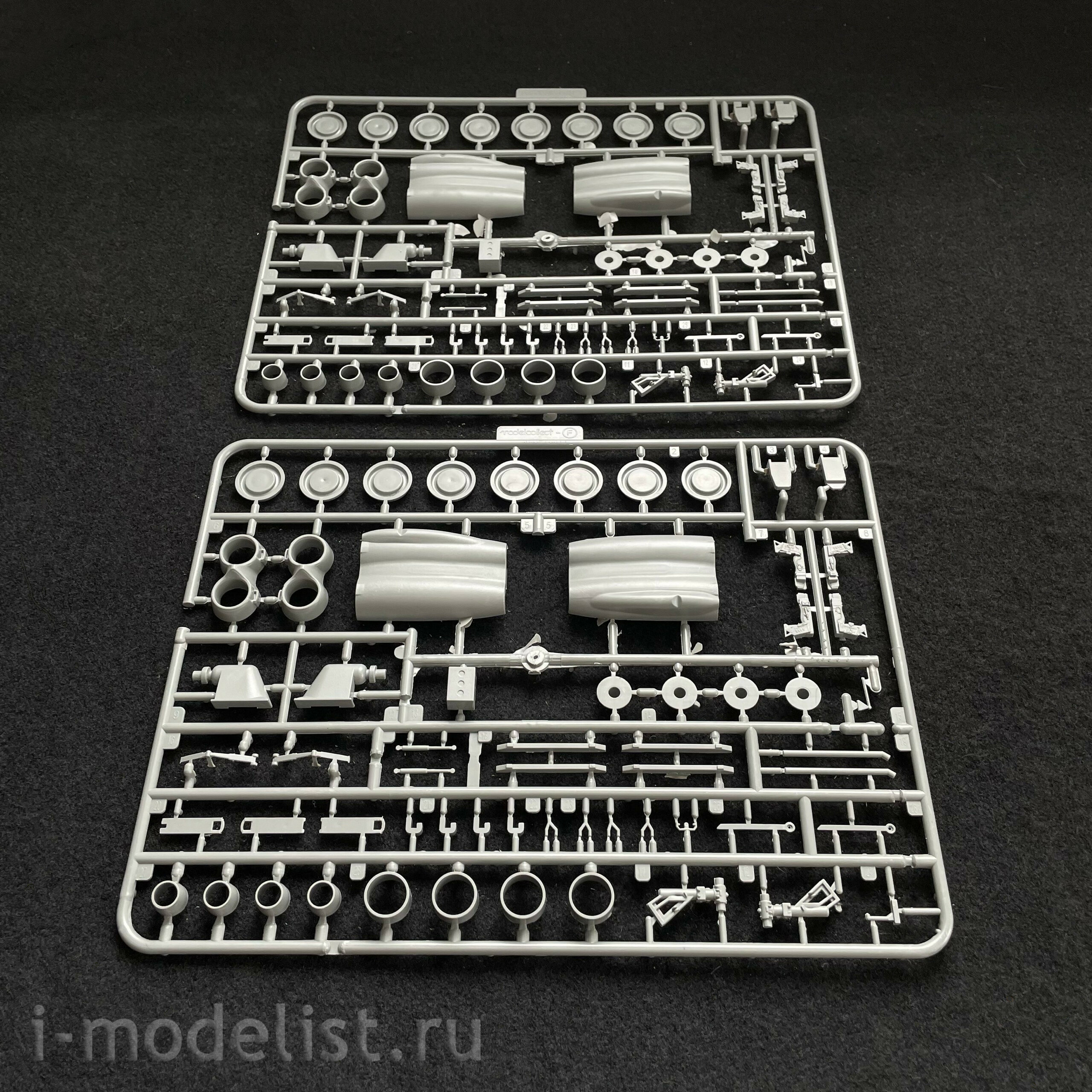 UA72208 Modelcollect 1/72 B-52H early type U. S. A. F.