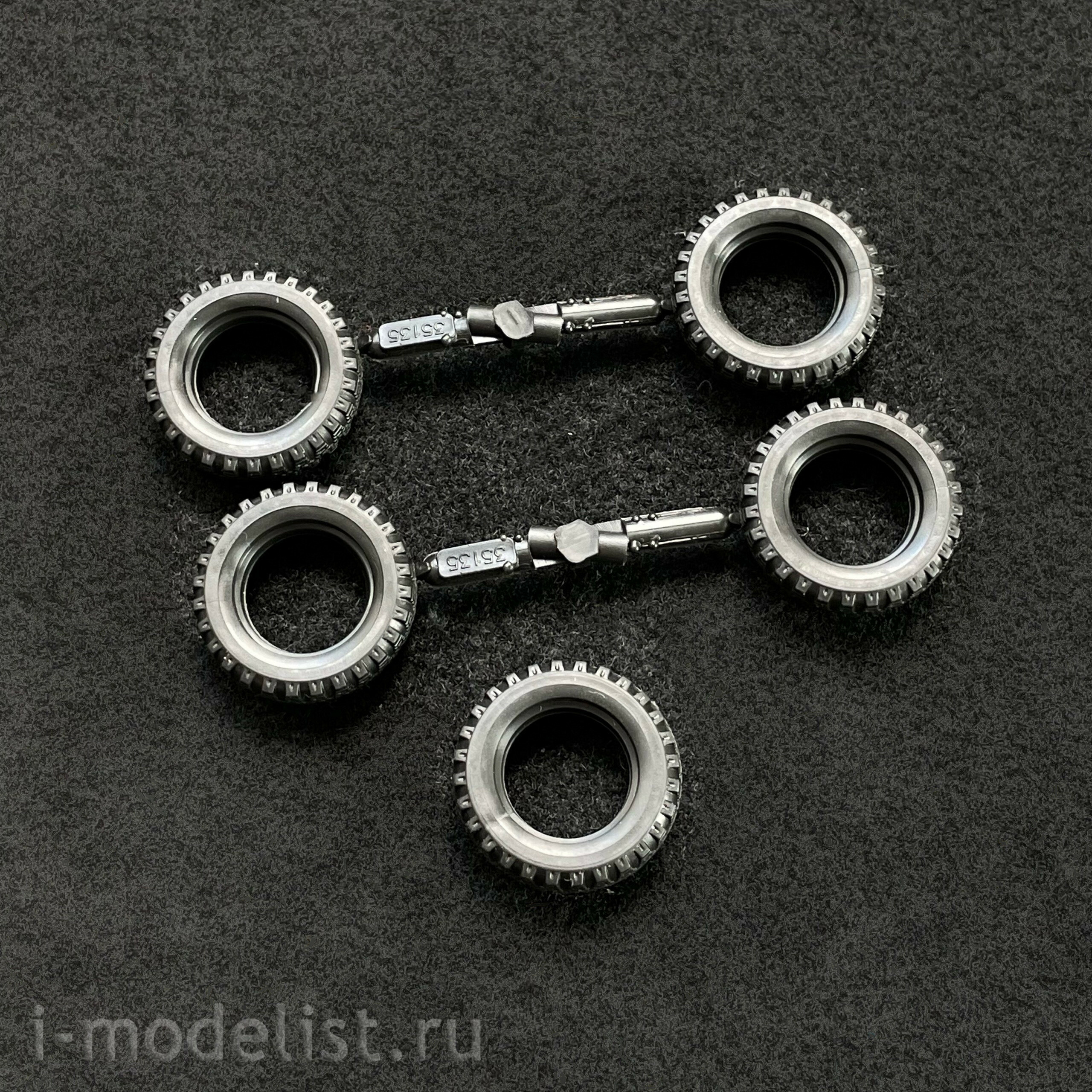 AK35506 AK Interactive 1/35 Unimog-S 404 SUV, Middle East