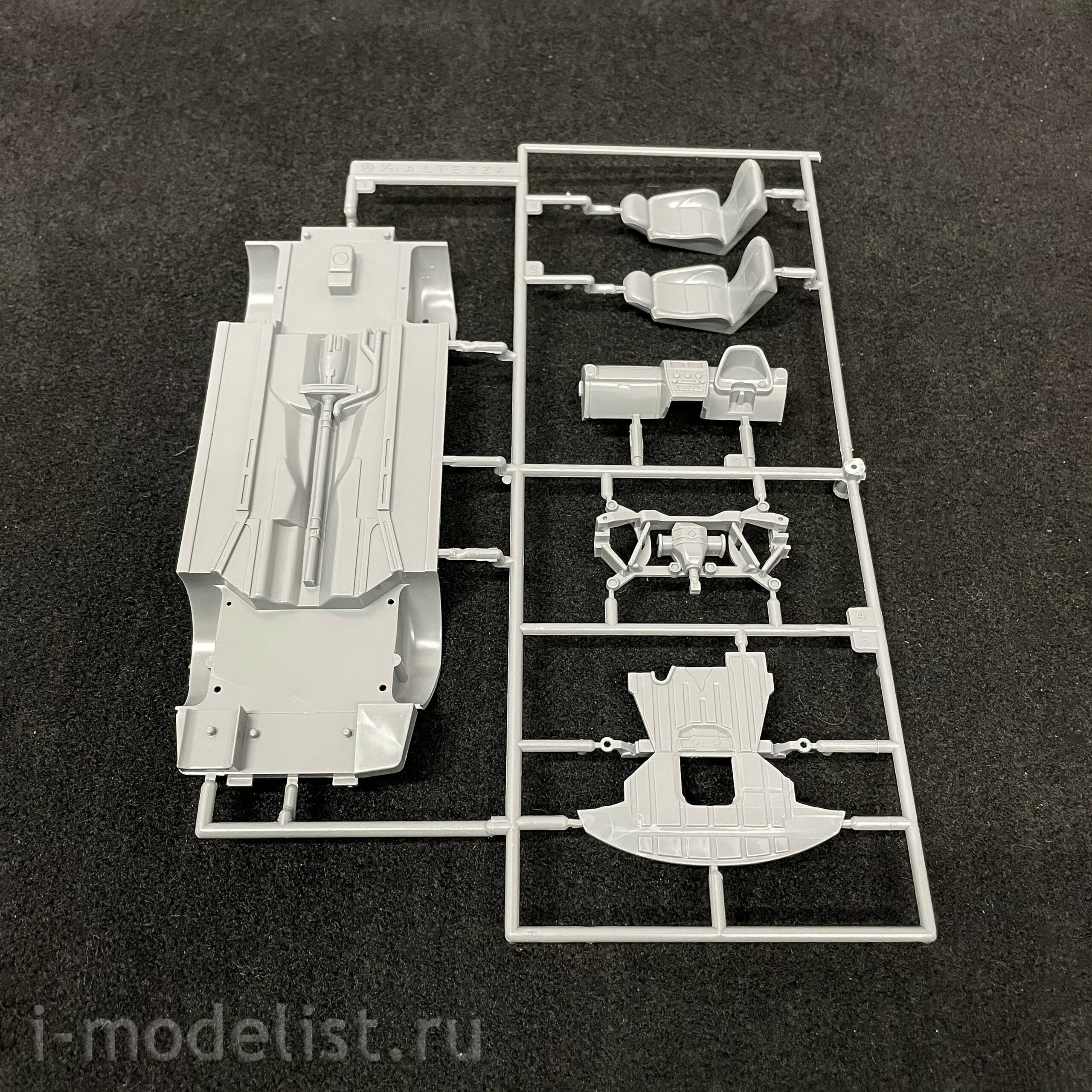 03950 Fujimi 1/24 Toyota Altezza RS200 Z Edition