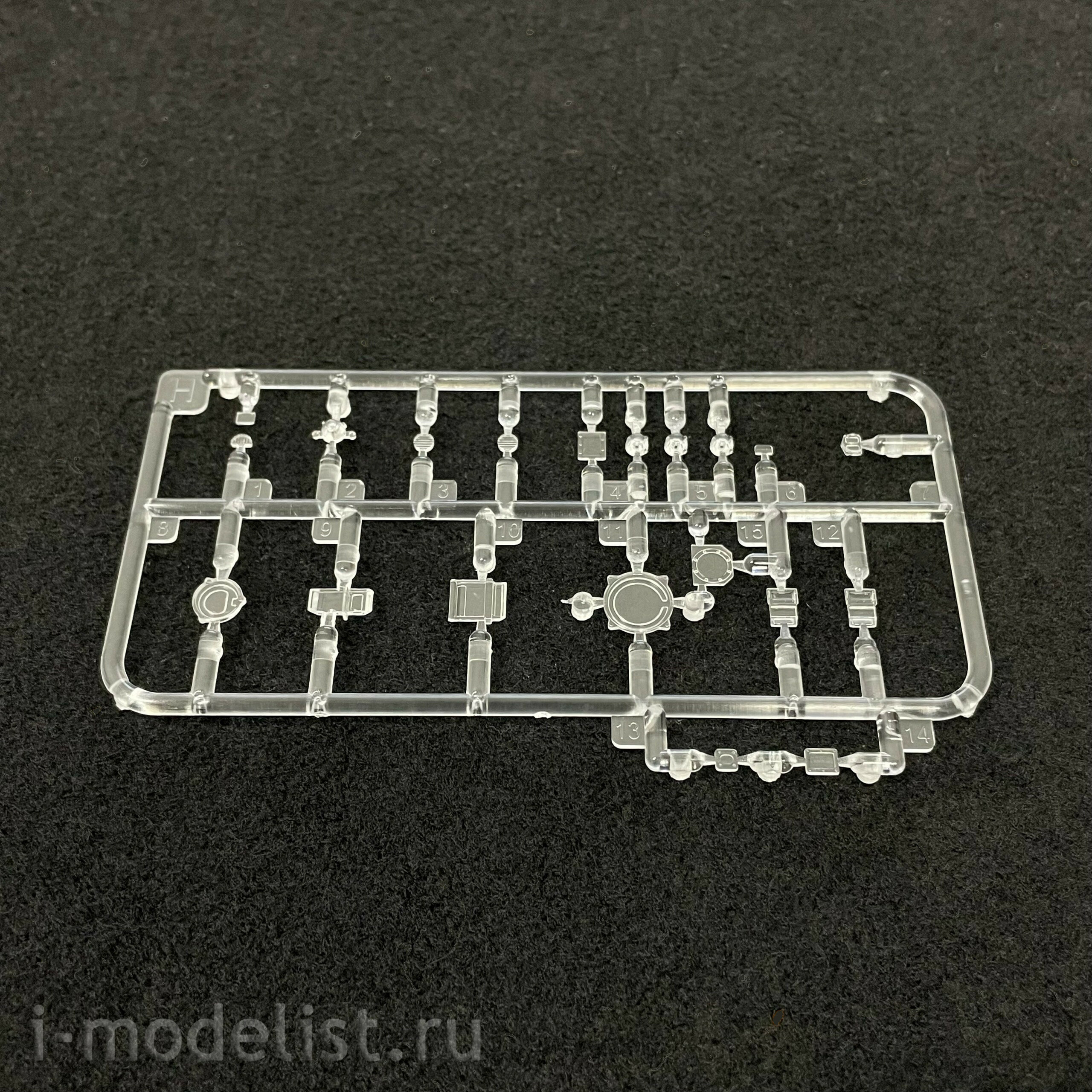 35A053 Amusing Hobby 1/35 Russian T-90A and Uran-9 tank (2 in 1) (under license from UVZ)