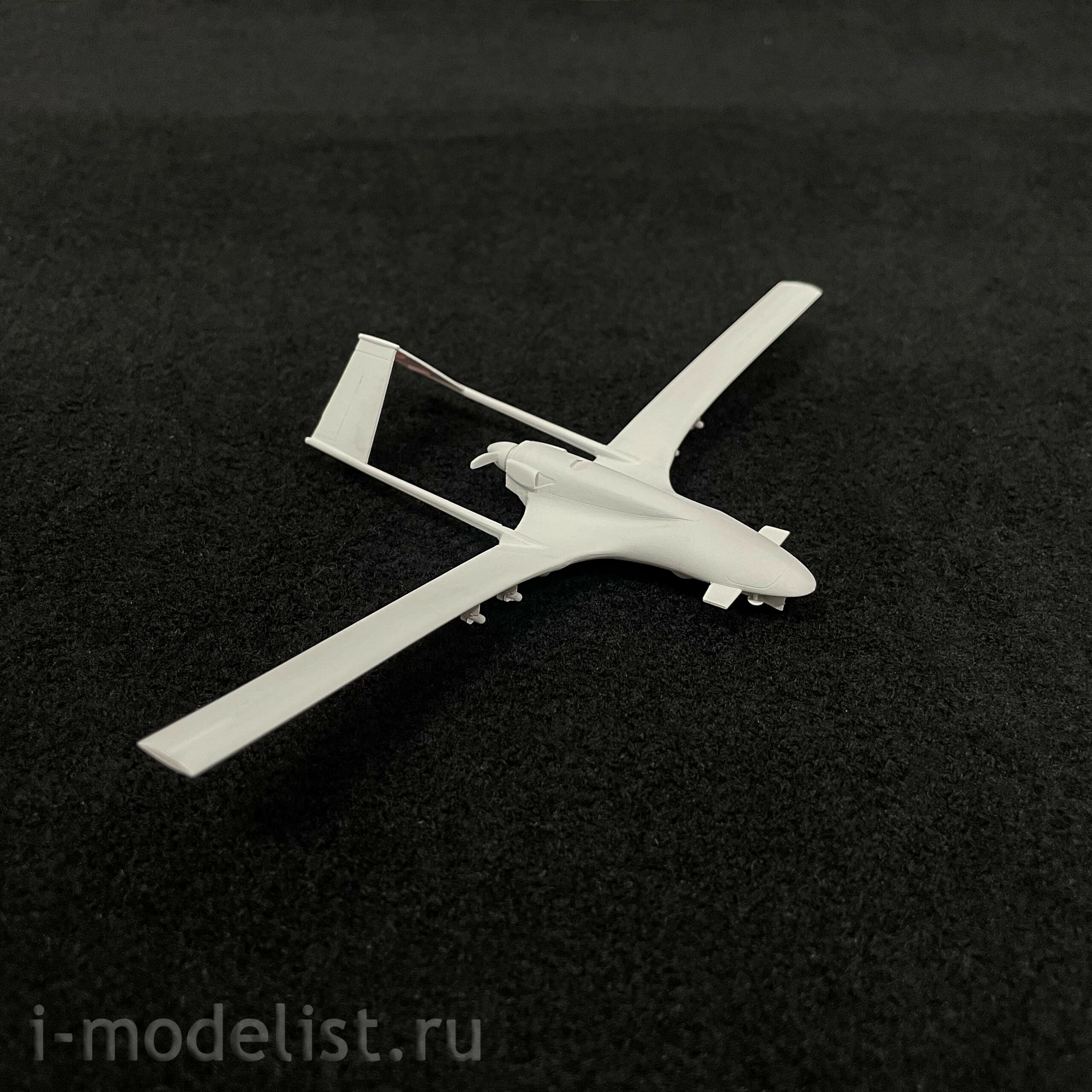 DVC72001 DVC 1/72 UAV - Bayraktar