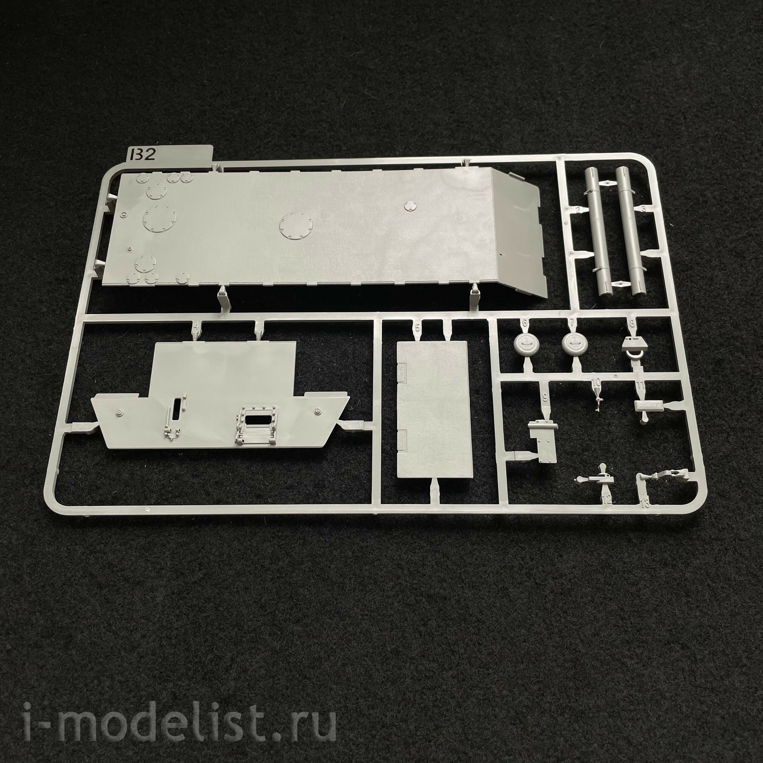 2174 Takom 1/35 German Medium Tank Pz.Kpfw.V Sd.Kfz. 171 Panther Ausf. A (early)