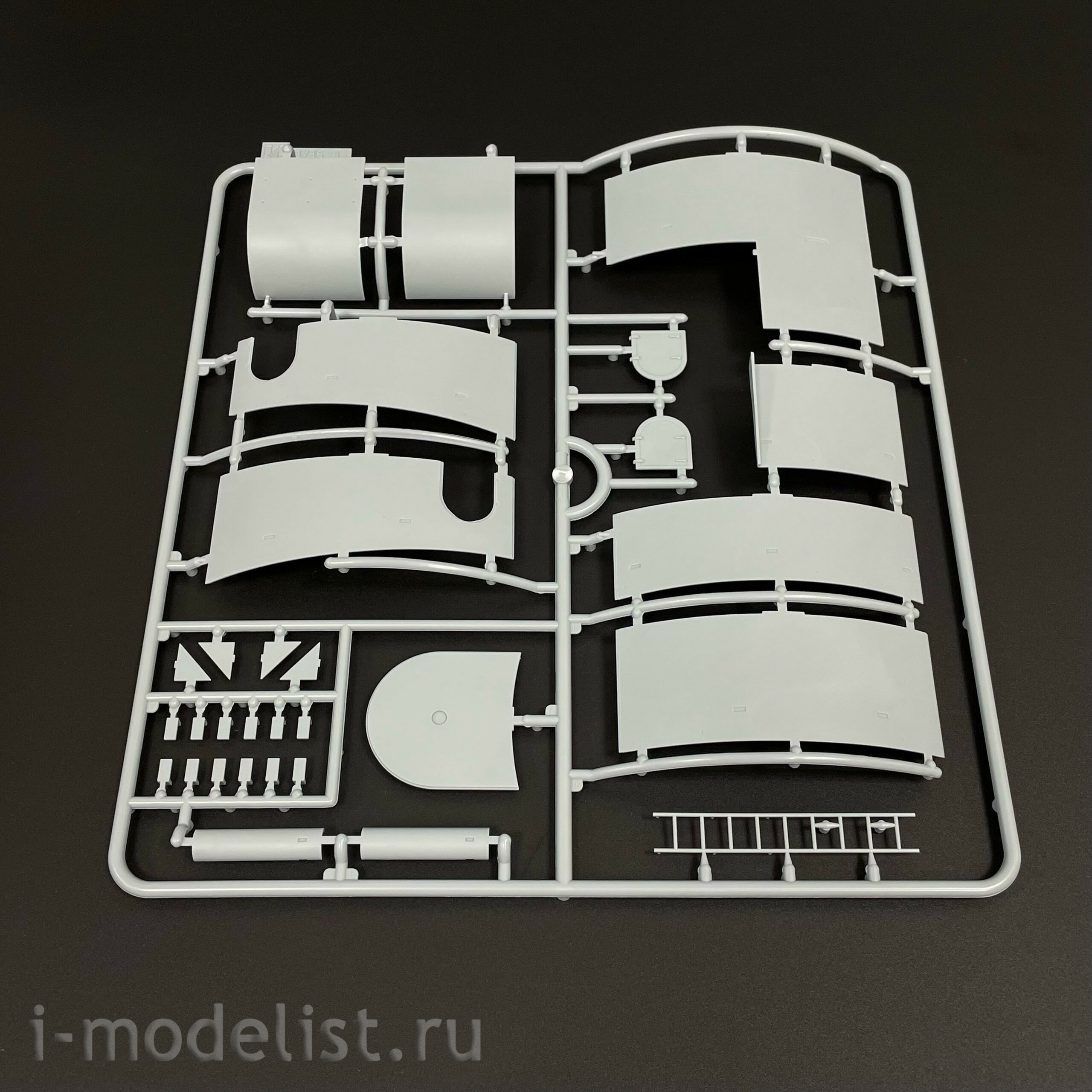 ZM53001 Zimi Model 1/35 40-мм четырехствольная зенитная установка Bofors ВМС США