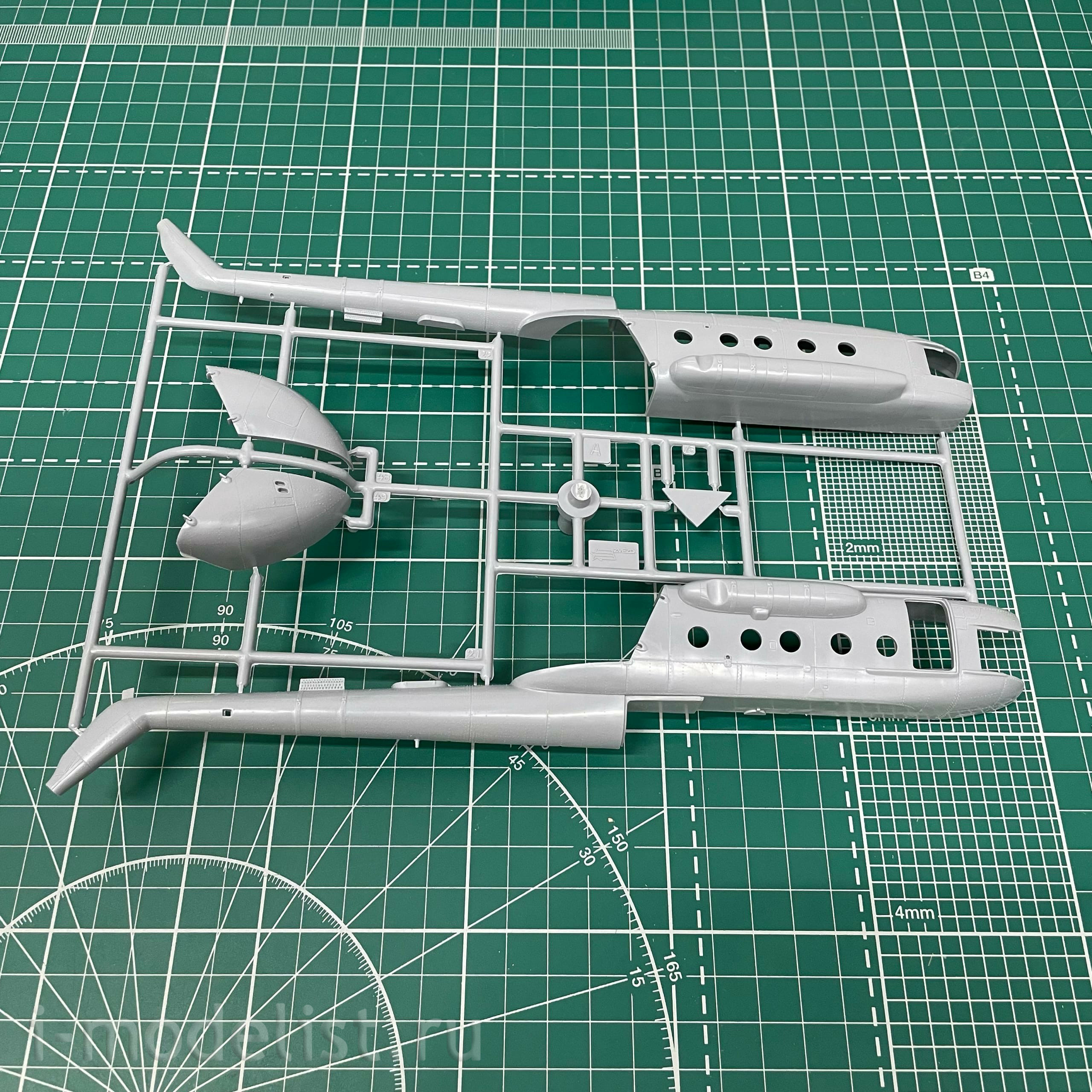 7230 Zvezda 1/72 Soviet multirole helicopter Mi-8T