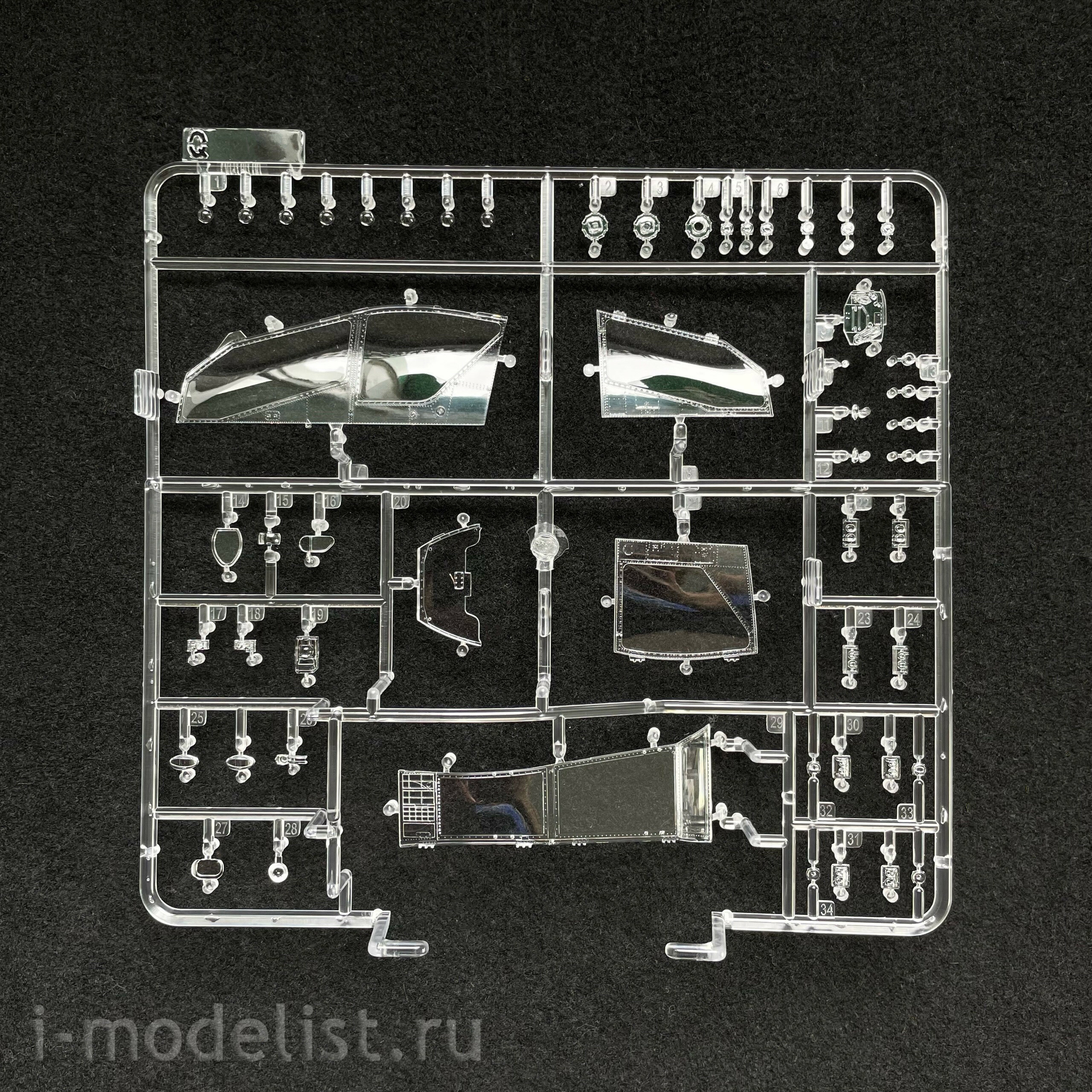 2601 Takom 1/35 AH-64D Apache 