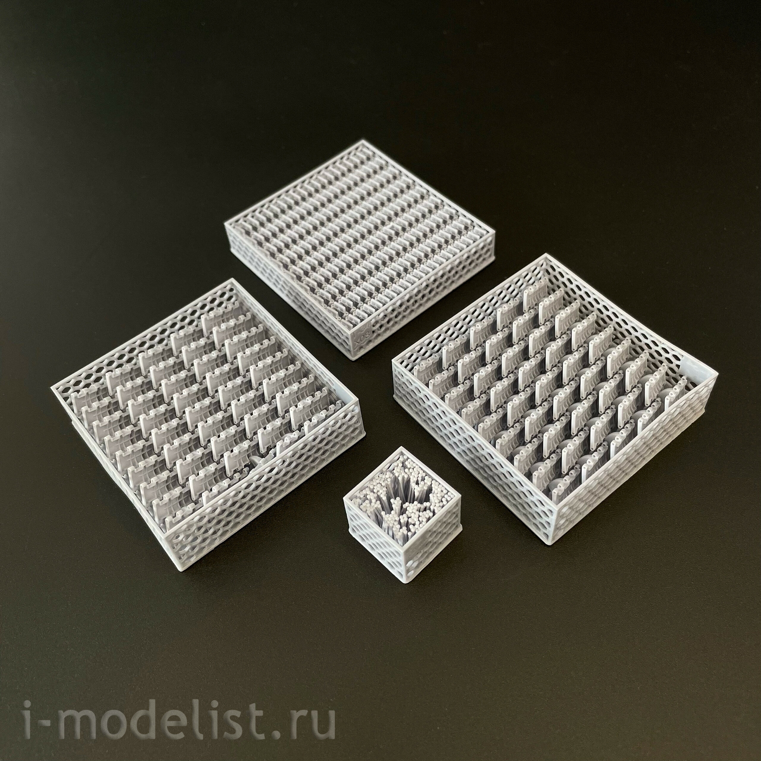EL35038 GE Models 1/35 Сборные траки Вафельные + разрезные тип 34, Тип 3