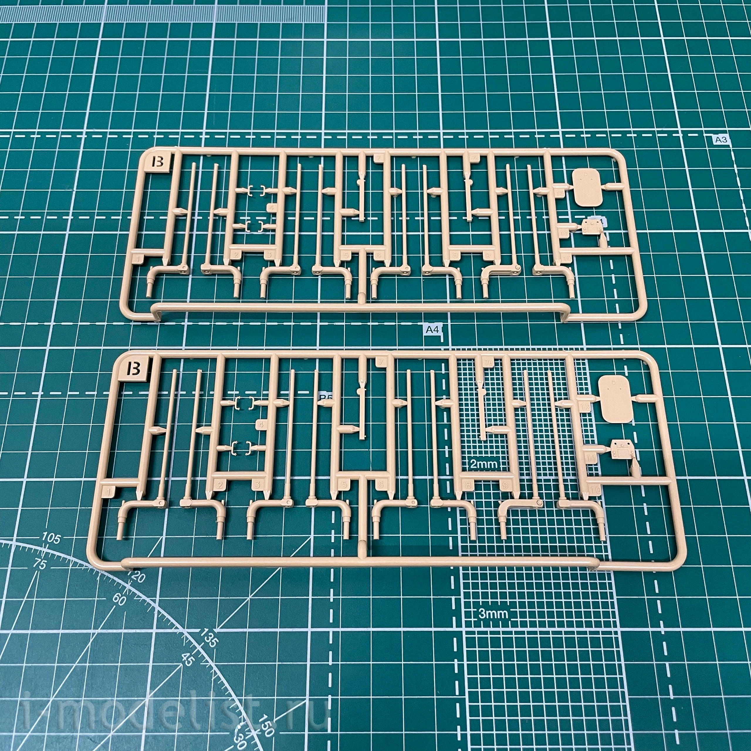 RM-5045 Rye Field Model 1/35 German Medium Tank Sd.Kfz.171 Panther Ausf.F with working tracks and Kw.K 42 L/70 & Kw.K 42 L/100