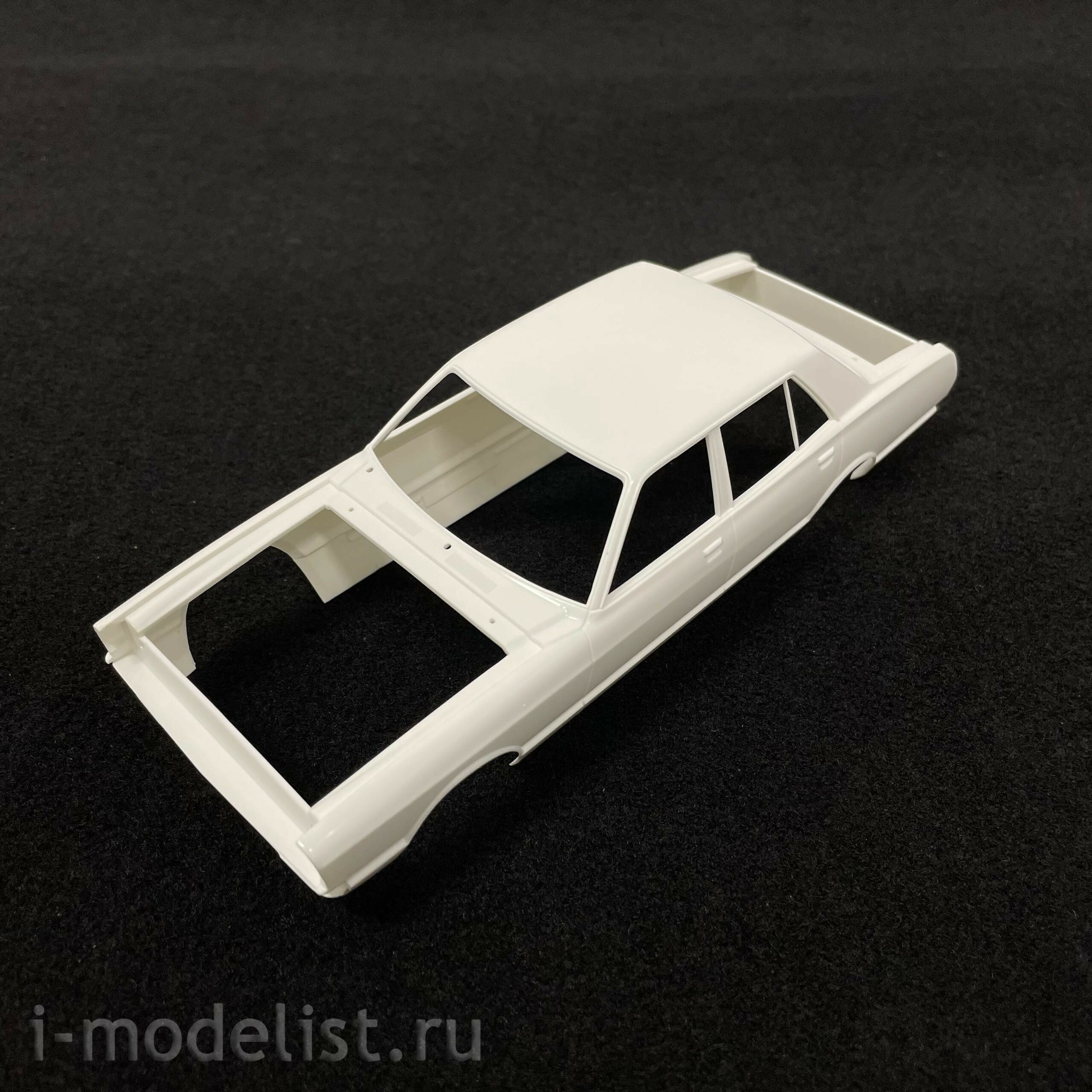 03873 Fujimi 1/24 Toyota Corona Mark II Grande 4Dr Sedan (X30)