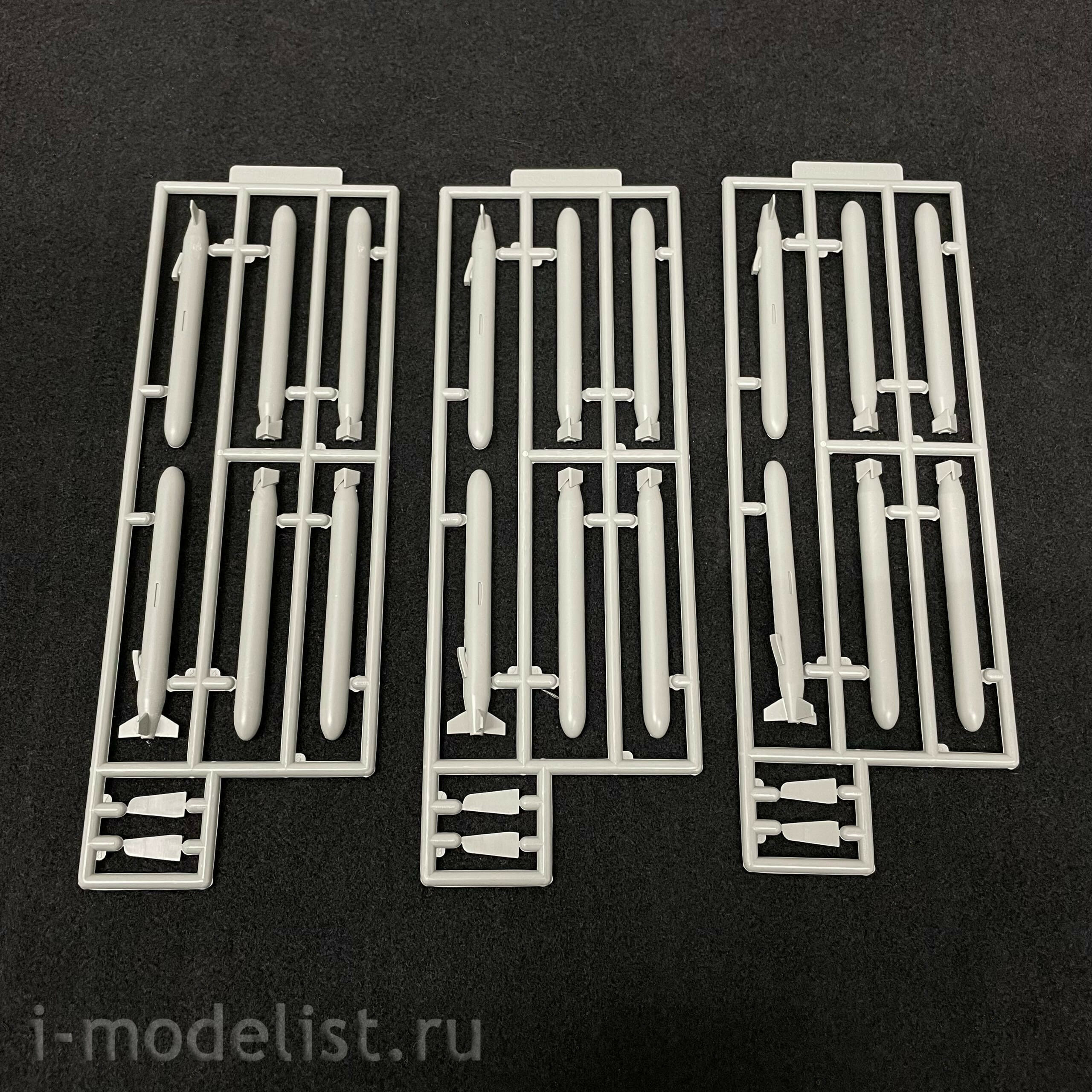 UA72228 Modelcollect 1/72 American Missile System AGM-109 ACM Kit 18 pcs.