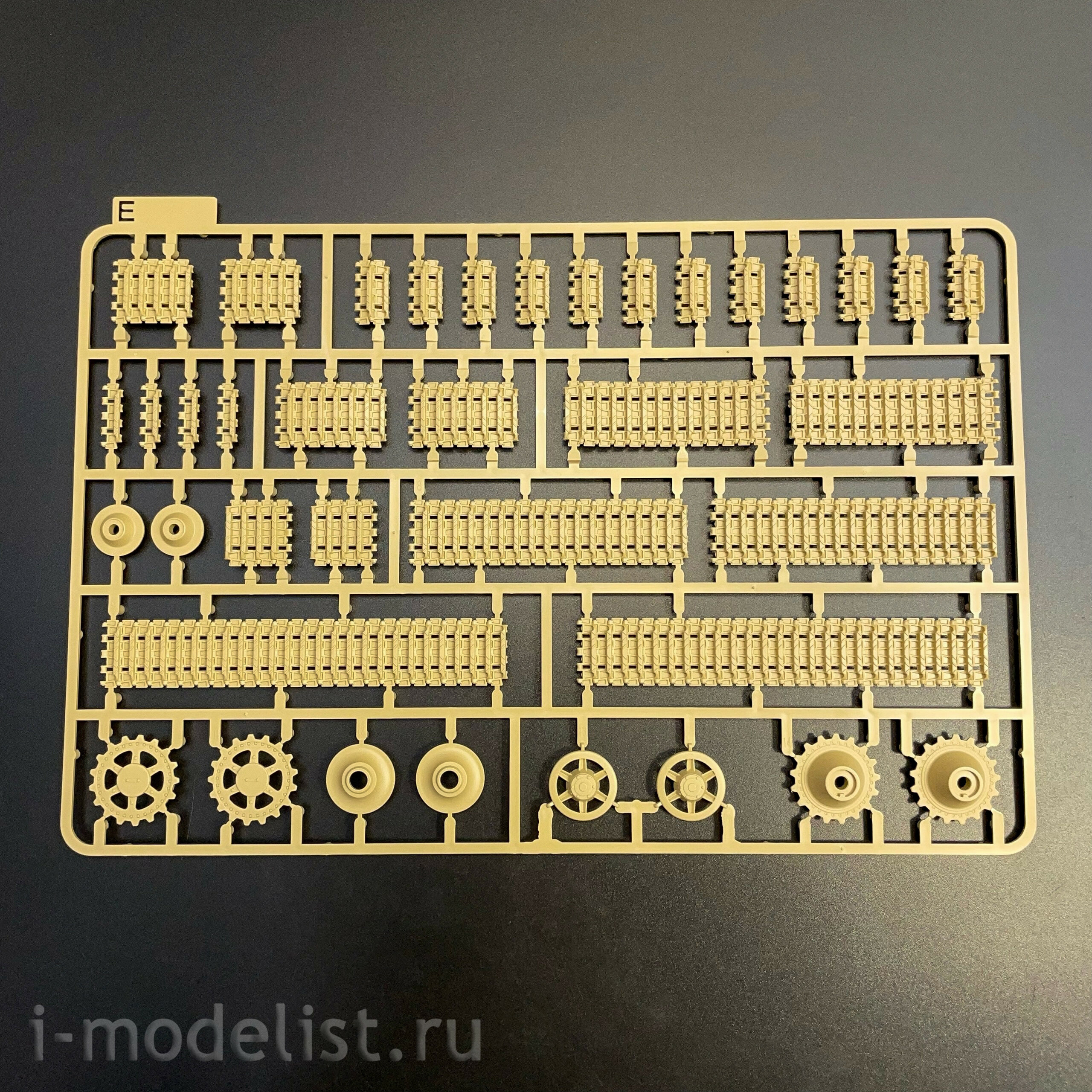 35001 Takom 1/35 Notмецкий танк Panther Ausf.G, поздний SuperBlitz