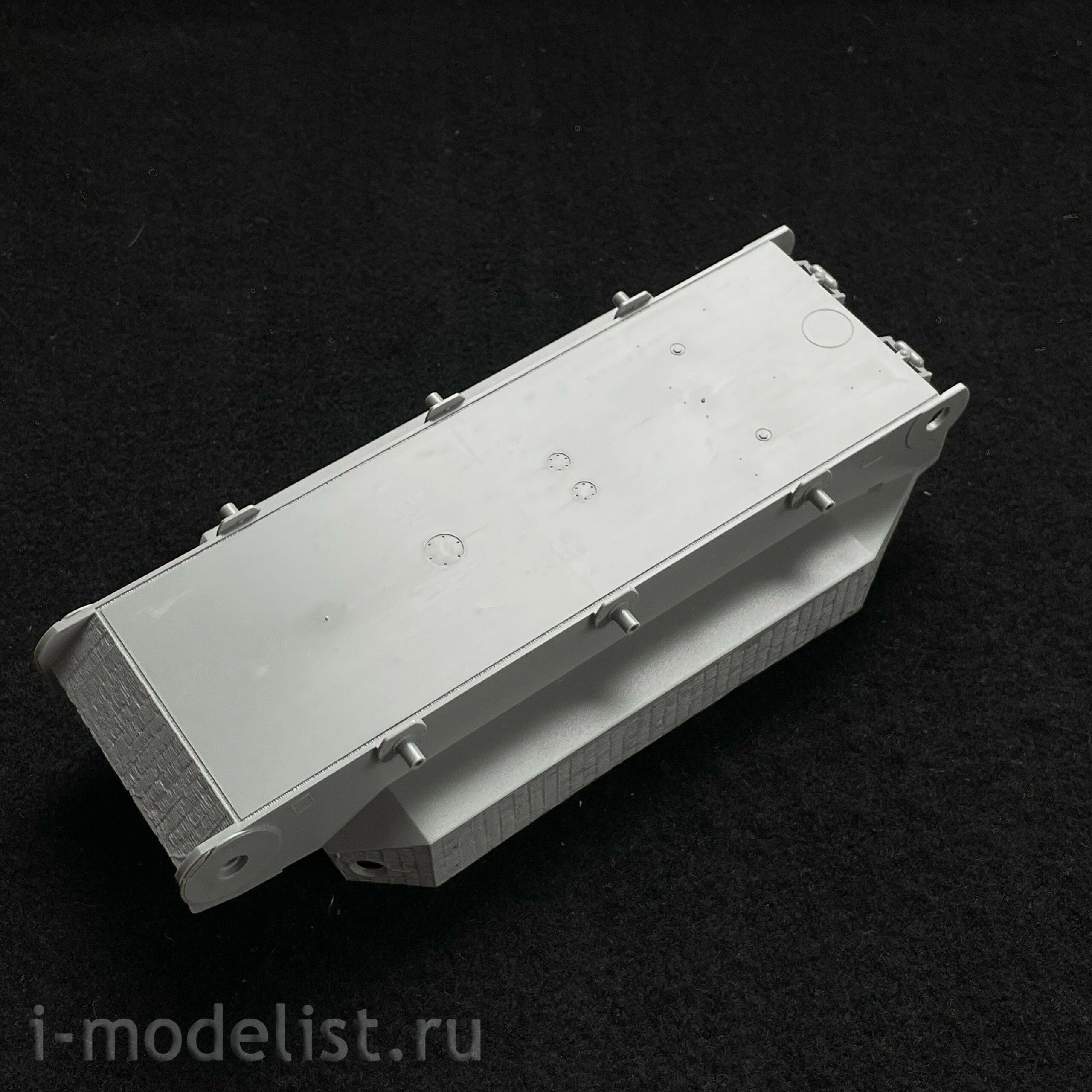 35A051 Amusing Hobby 1/35 Tiger P Tank (003)
