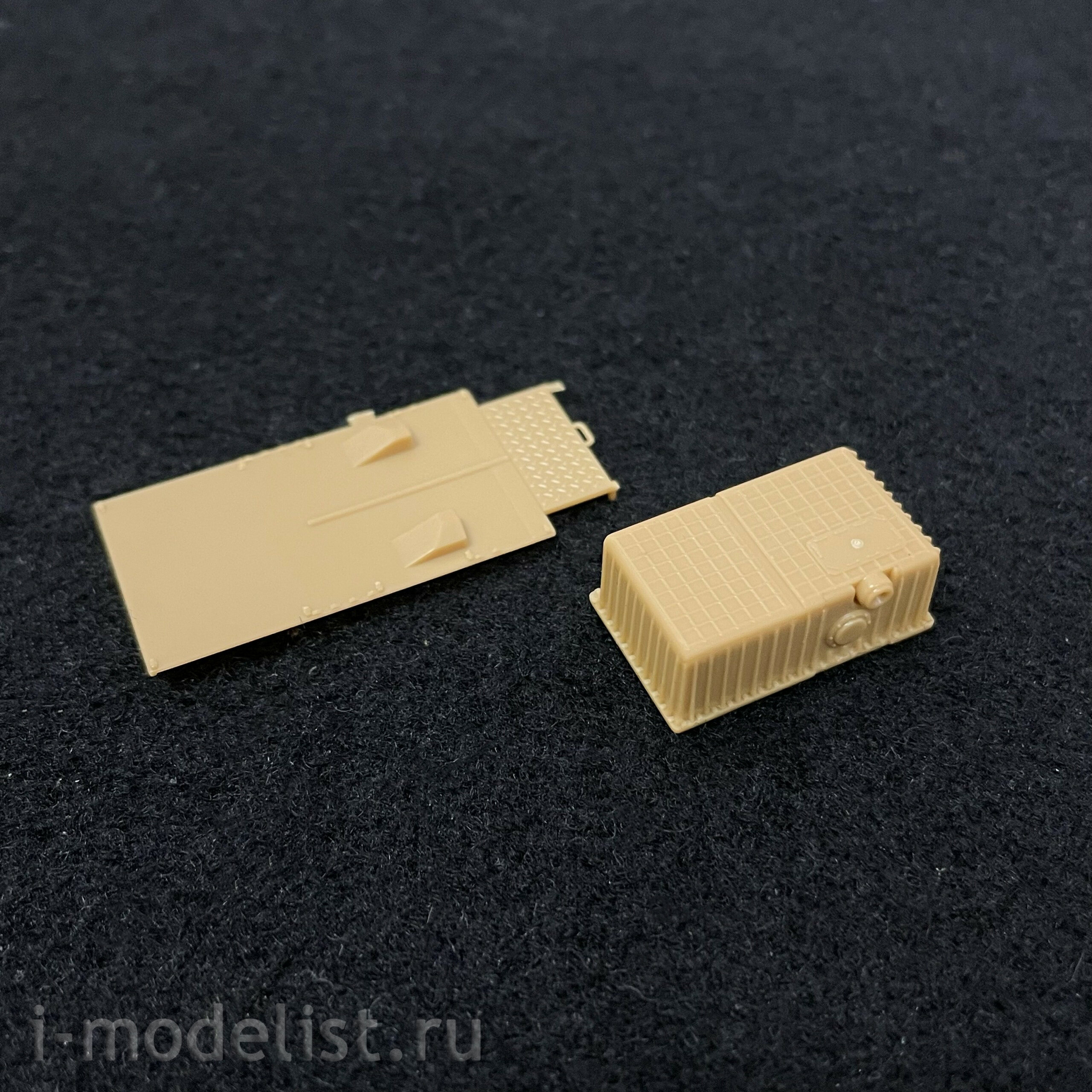 82952 HobbyBoss 1/72 Complex 15U175 TEL of RS-12M1 Topol-M ICBM