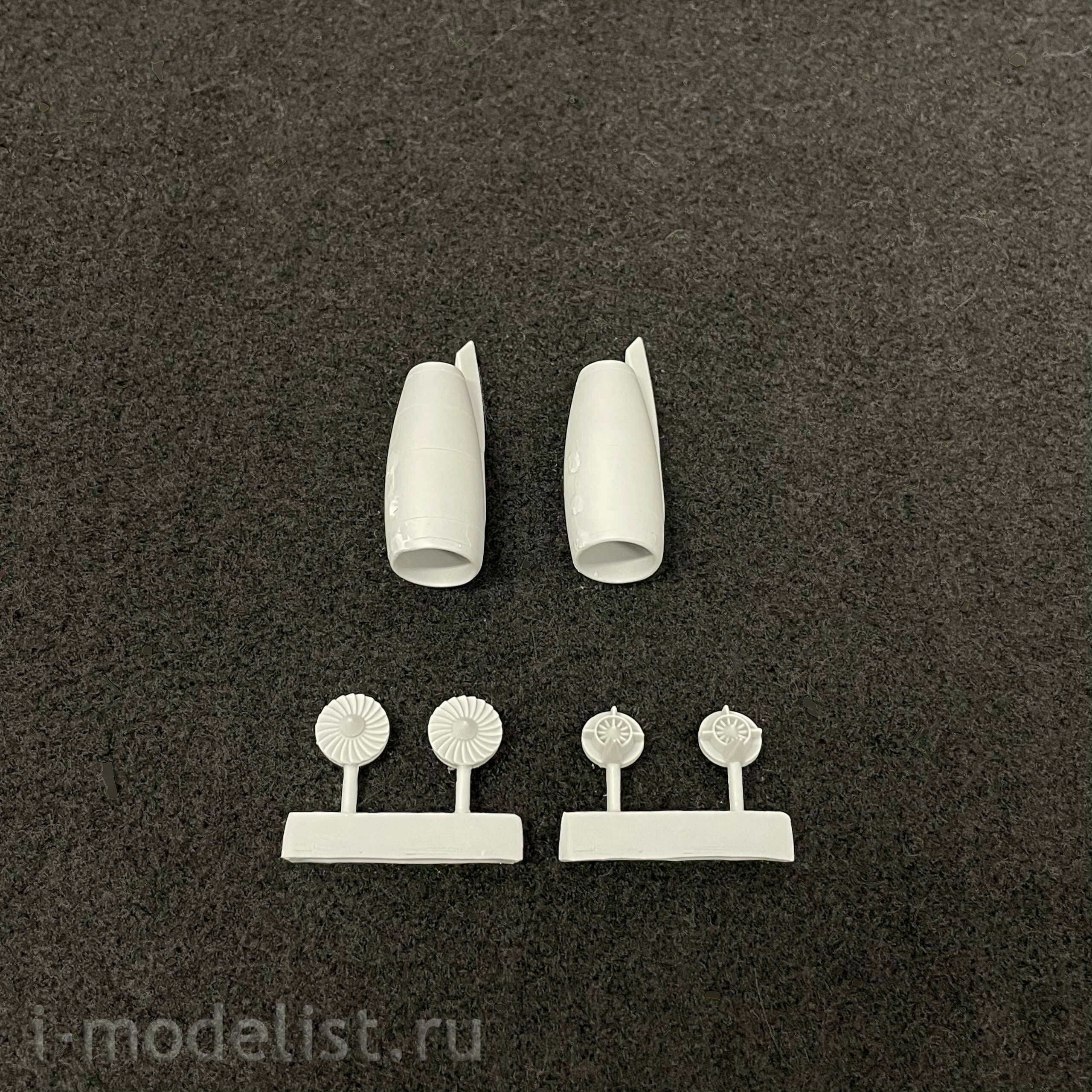 200PM01 PasModels 1/200 Scale Model aircraft B 757-200