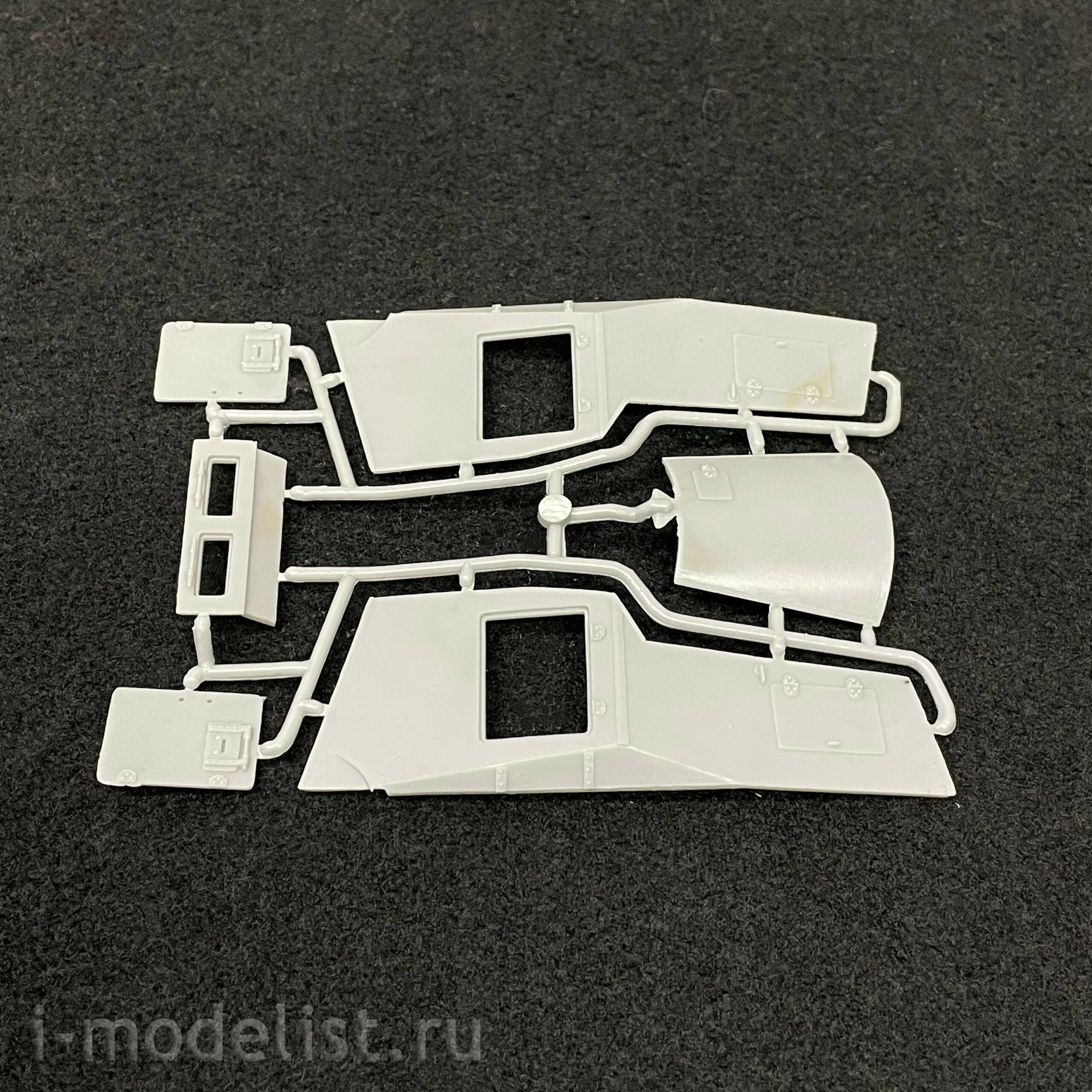 3523 Maket 1/35 Light armored car FAI
