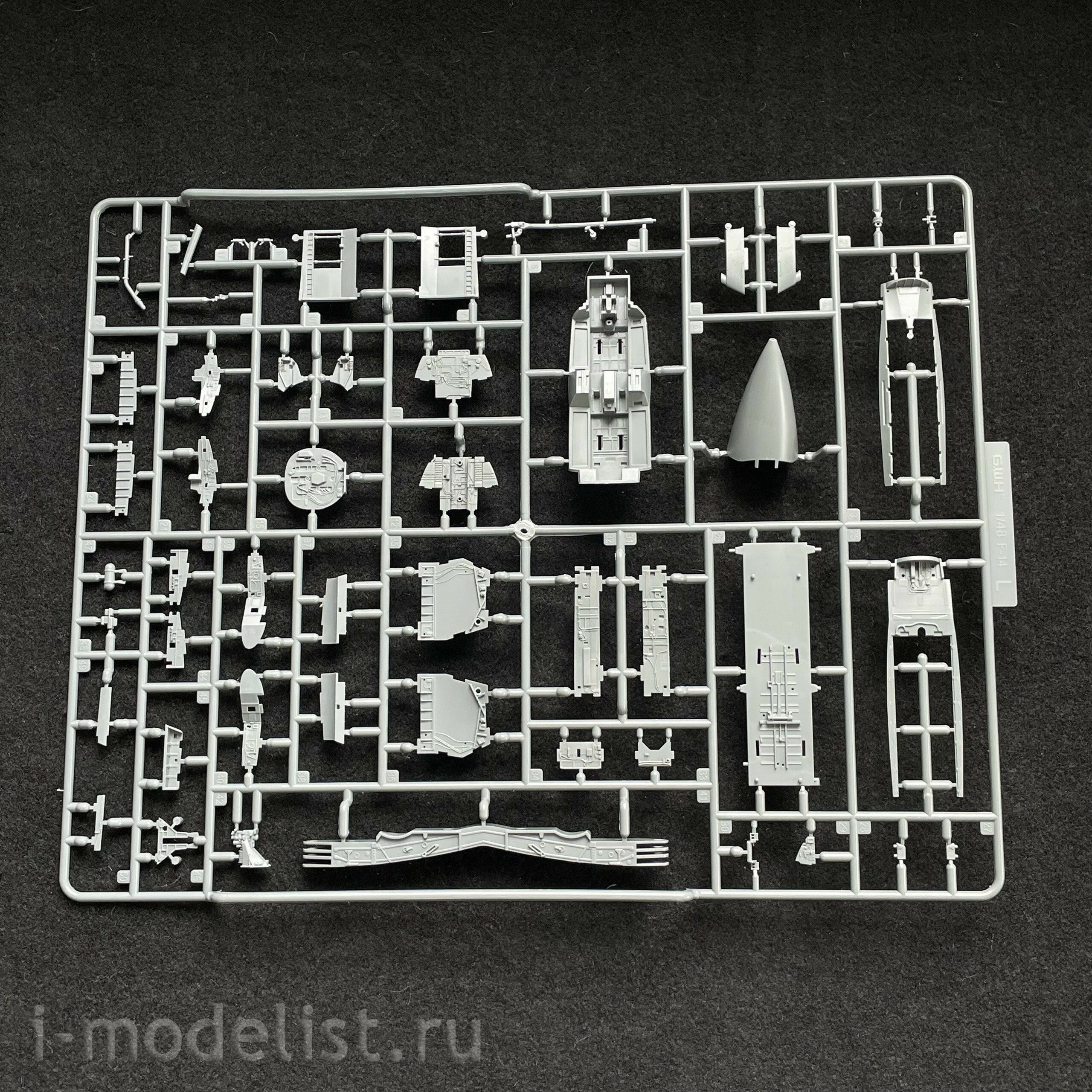 L4828 Great Wall Hobby 1/48 F-14B Tomcat Fighter
