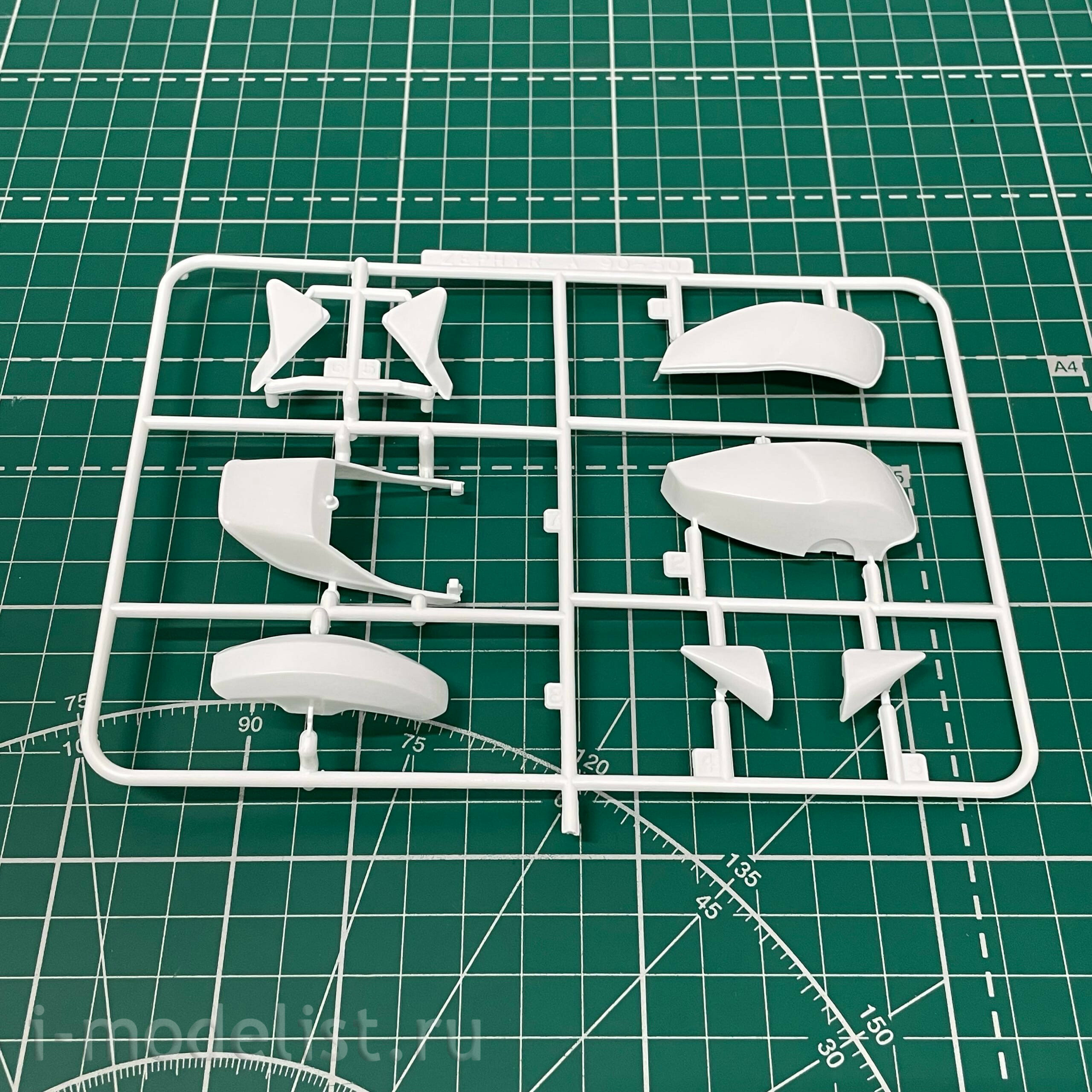 06395 Aoshima 1/12 Kawasaki ZR400C Zephyr '89