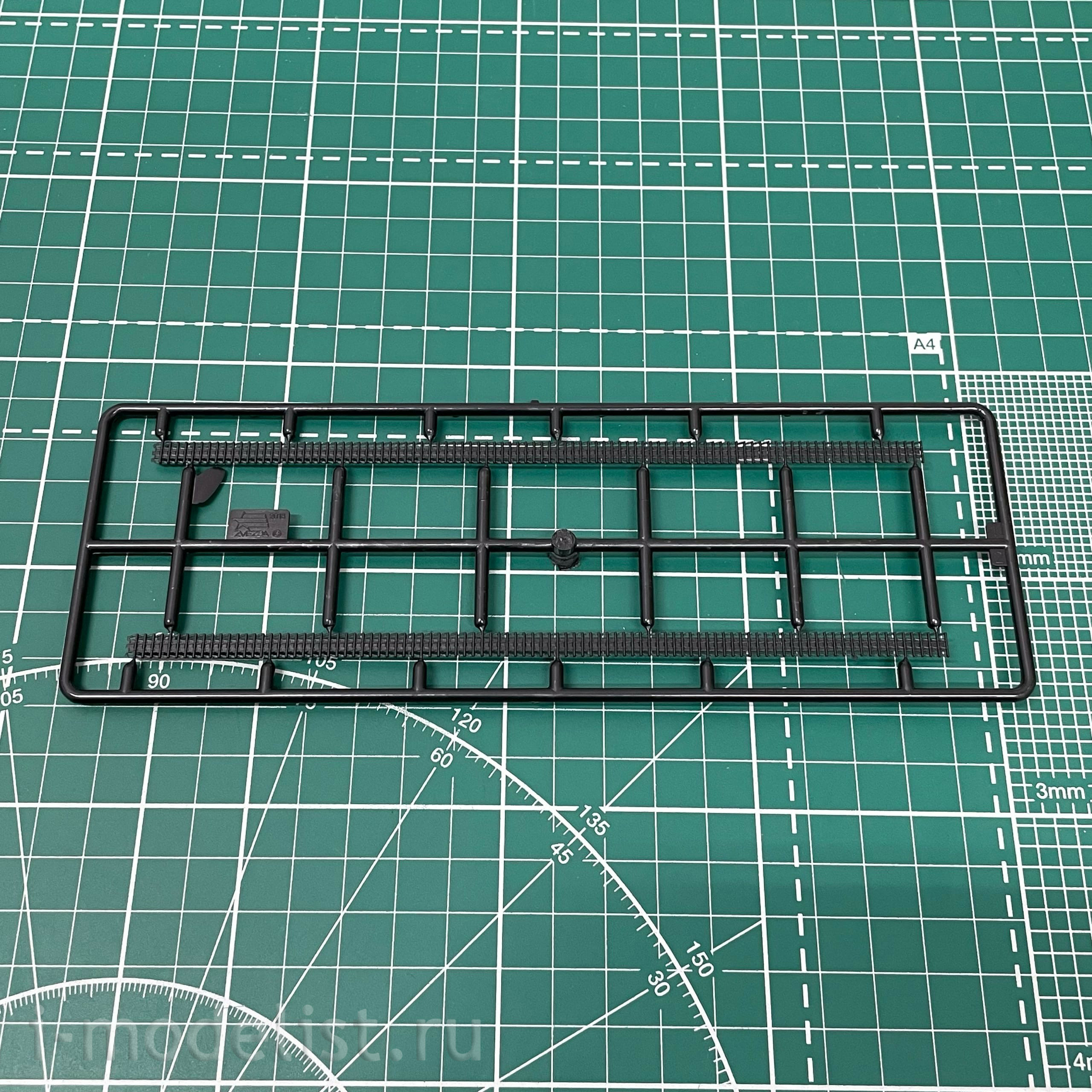 5017 Zvezda 1/72 German medium tank T-IV H
