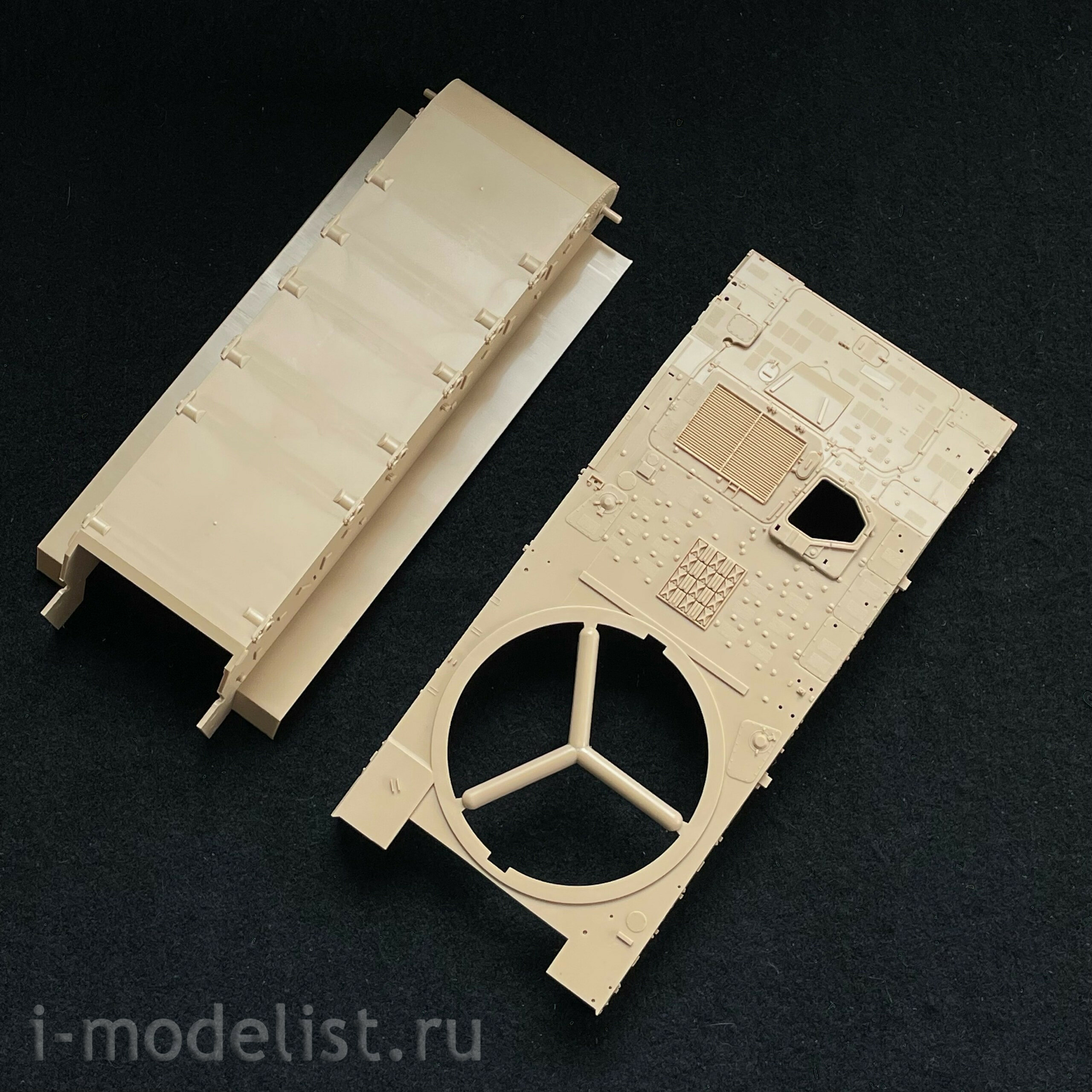 TS-012 Meng 1/35 Panzerhaubitze 2000 (PzH2000)