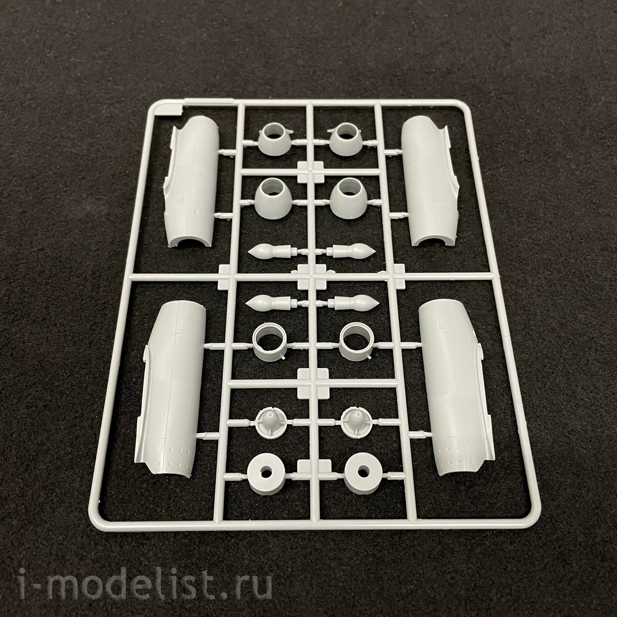 80372 HobbyBoss 1/48 Messerschmitt Me-262 A-1a/U4