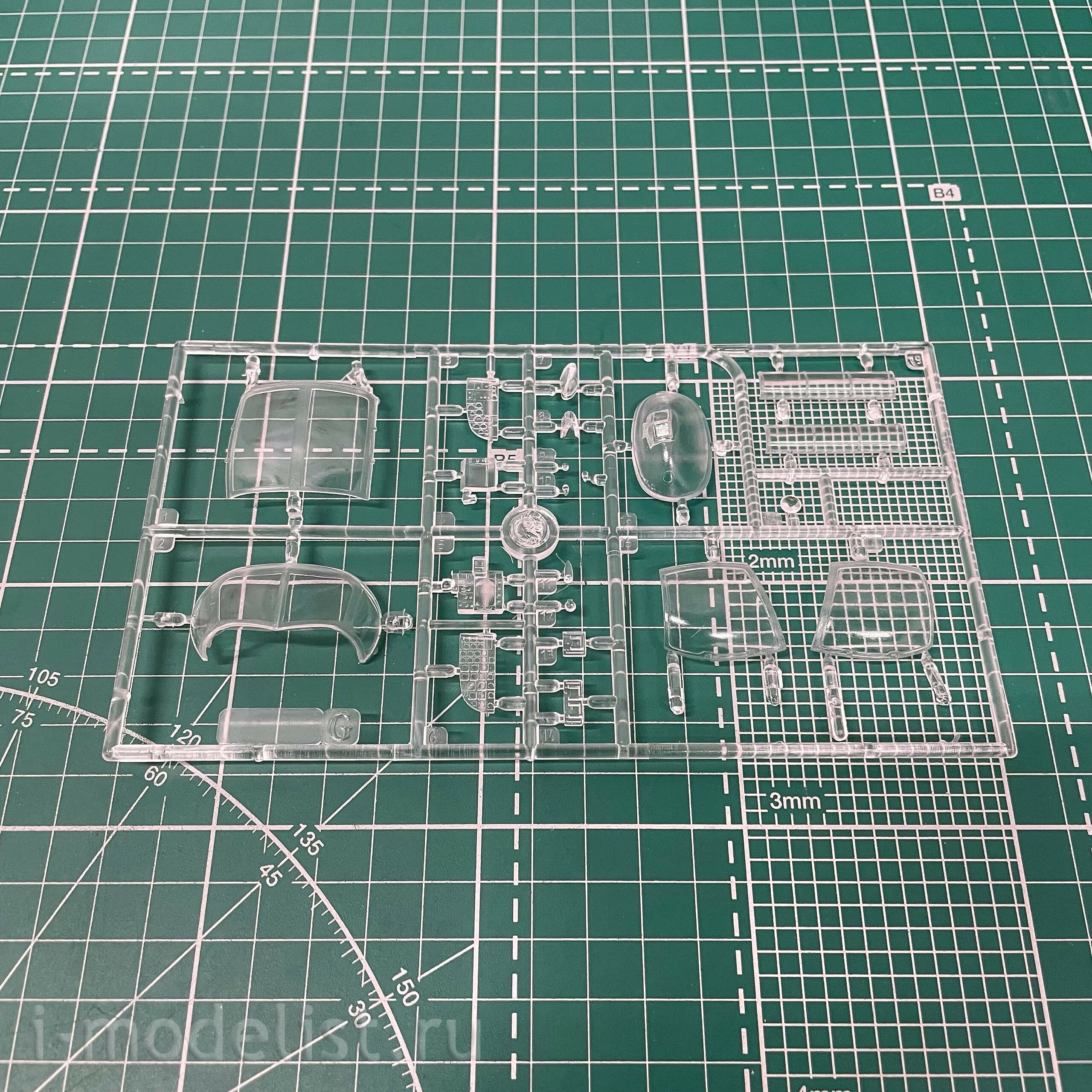 413 Roden 1/48 ov-1D Mohawk Aircraft