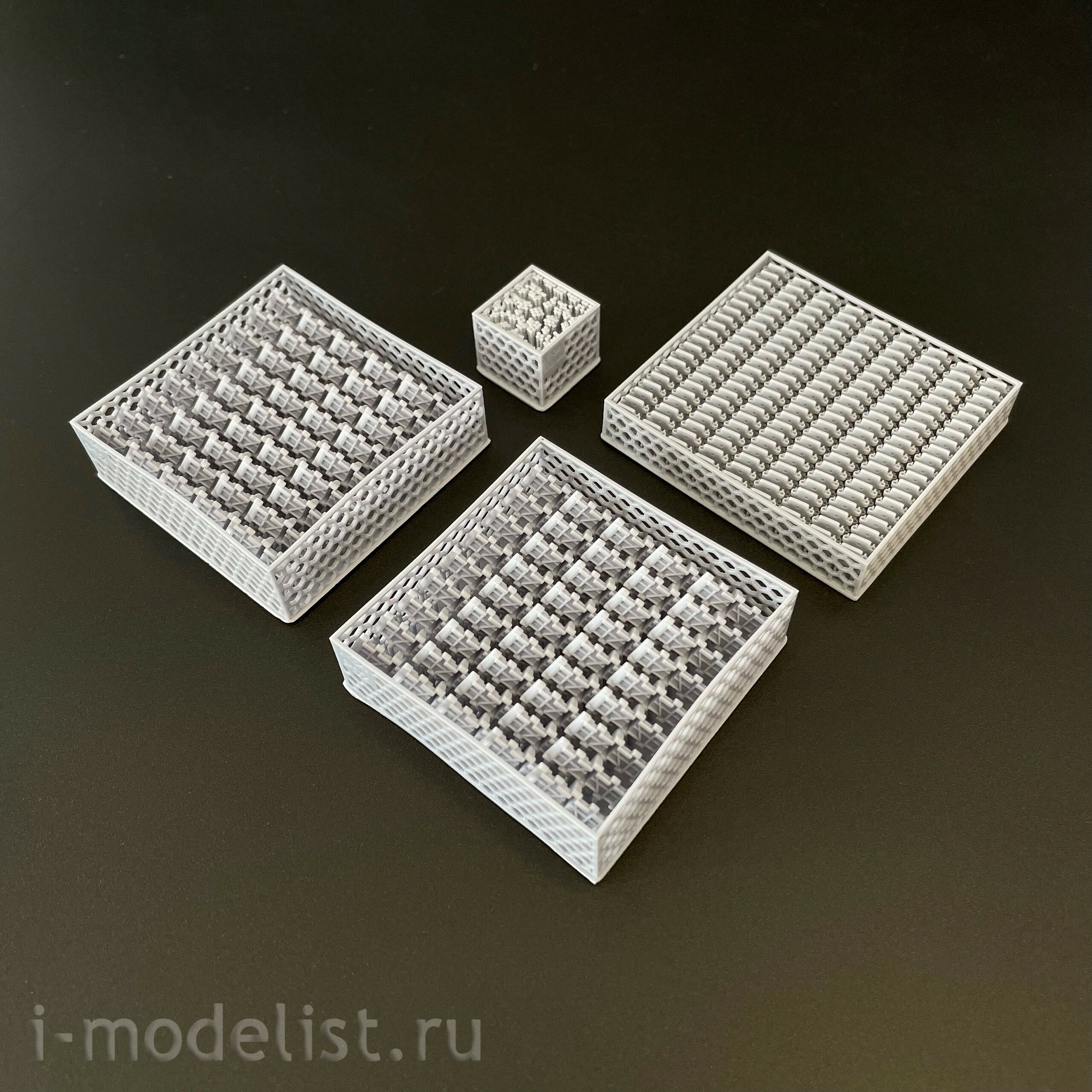 EL35031 GE Models 1/35 Сборные траки Шевронные + разрезные тип 34