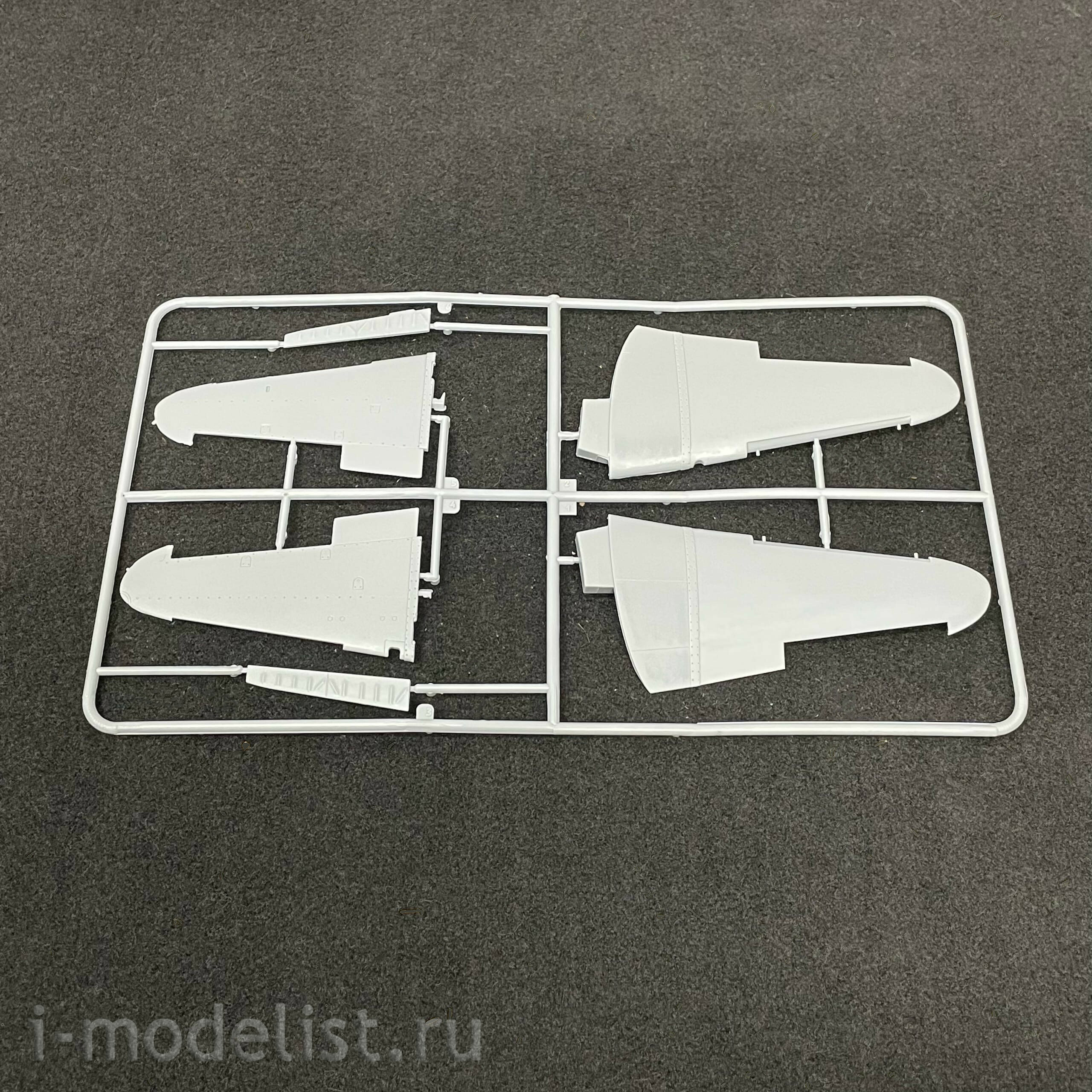 48015(f) ARK-models 1/48 Fighter type 3 of the Soviet pilot-ace Pokryshkin (pilot figure in the set)