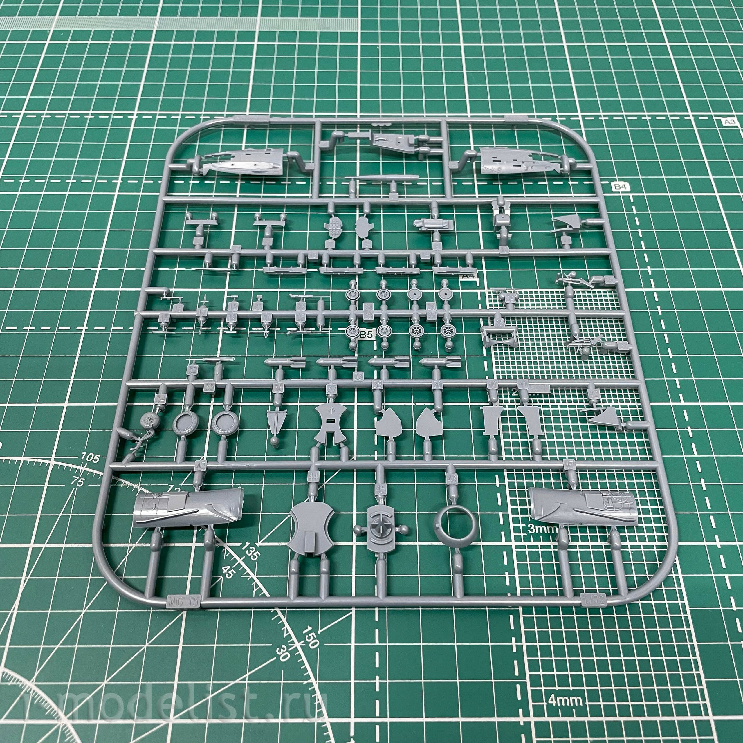 7459 Eduard 1/72 M-15 aircraft