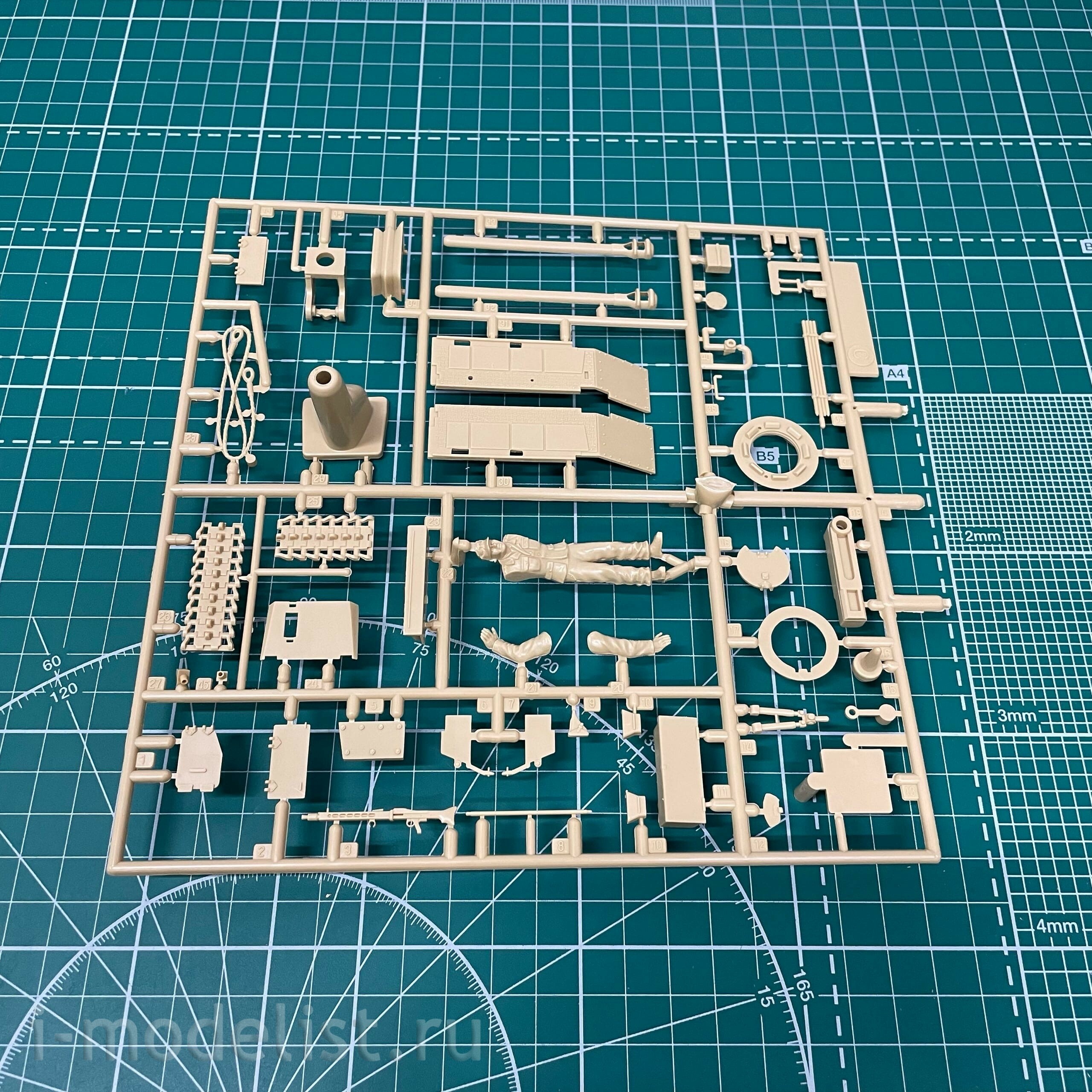 303504 Model 1/35 German assault gun IV Sturmgeshutz