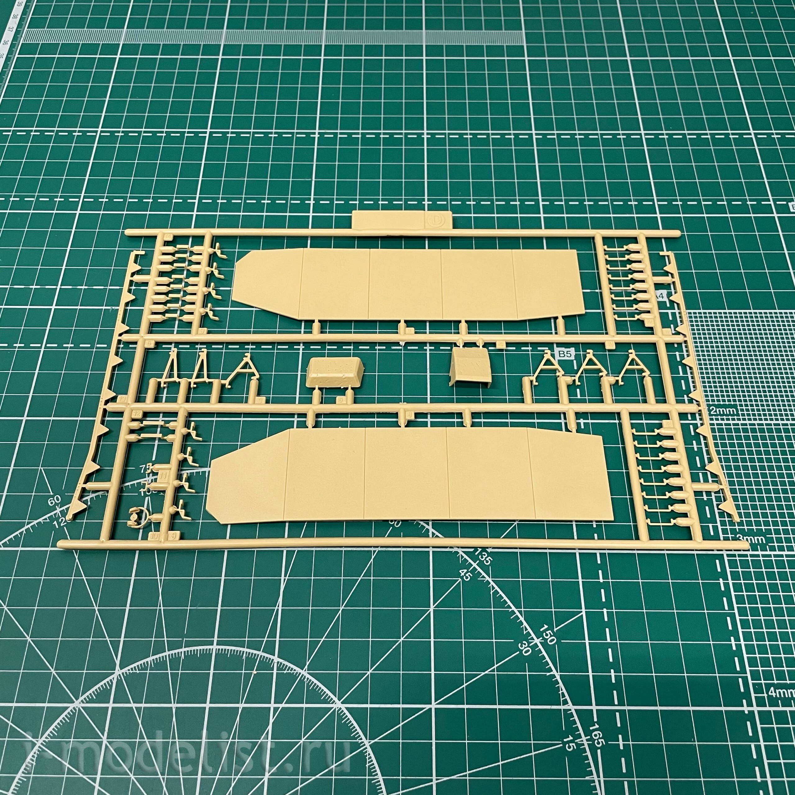 303504 Model 1/35 German assault gun IV Sturmgeshutz