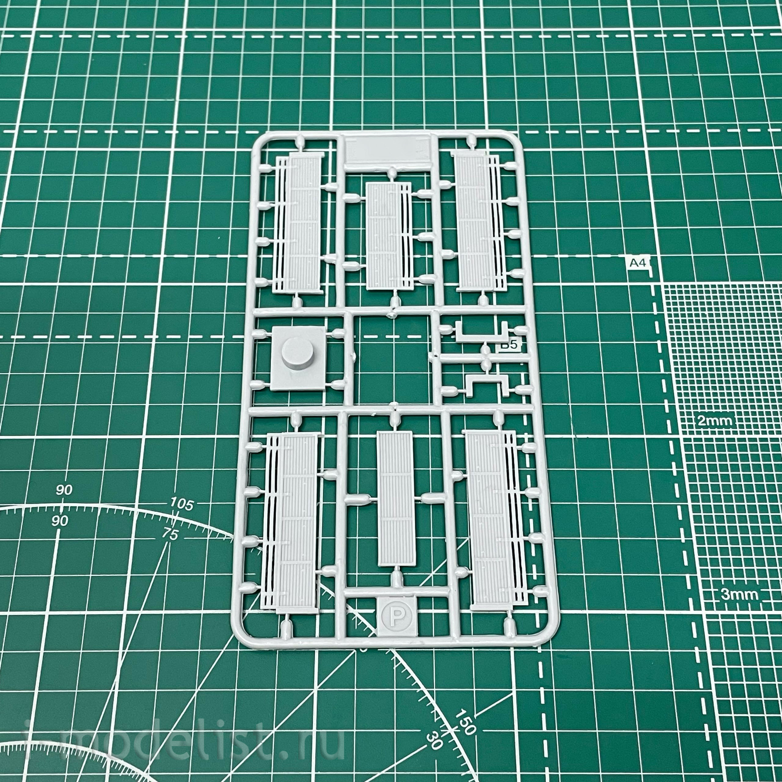 7225 A&A Models 1/72 Tractor Truck 543