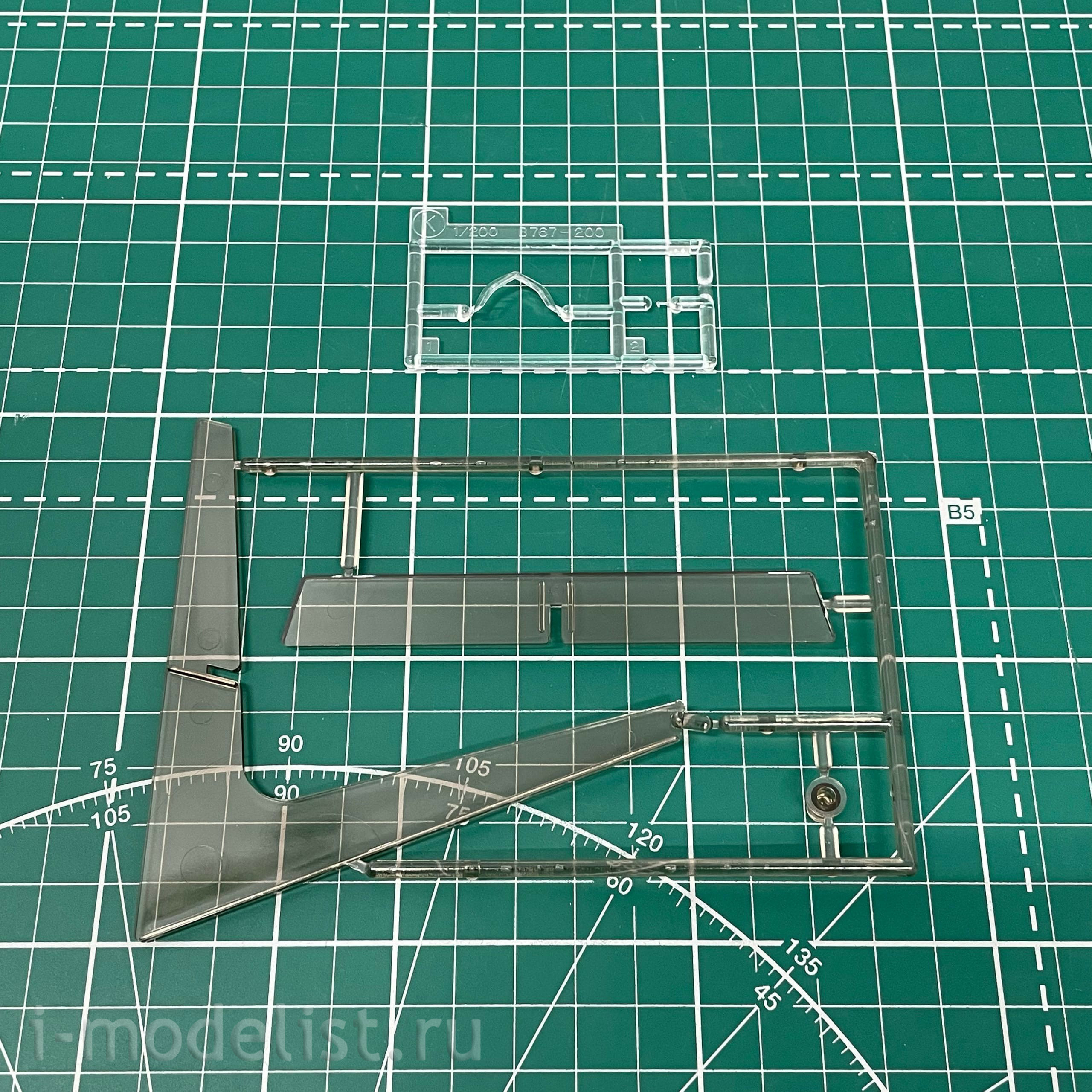 10808 Hasegawa 1/200 KC-767 WORLD TANKER (2 kits)