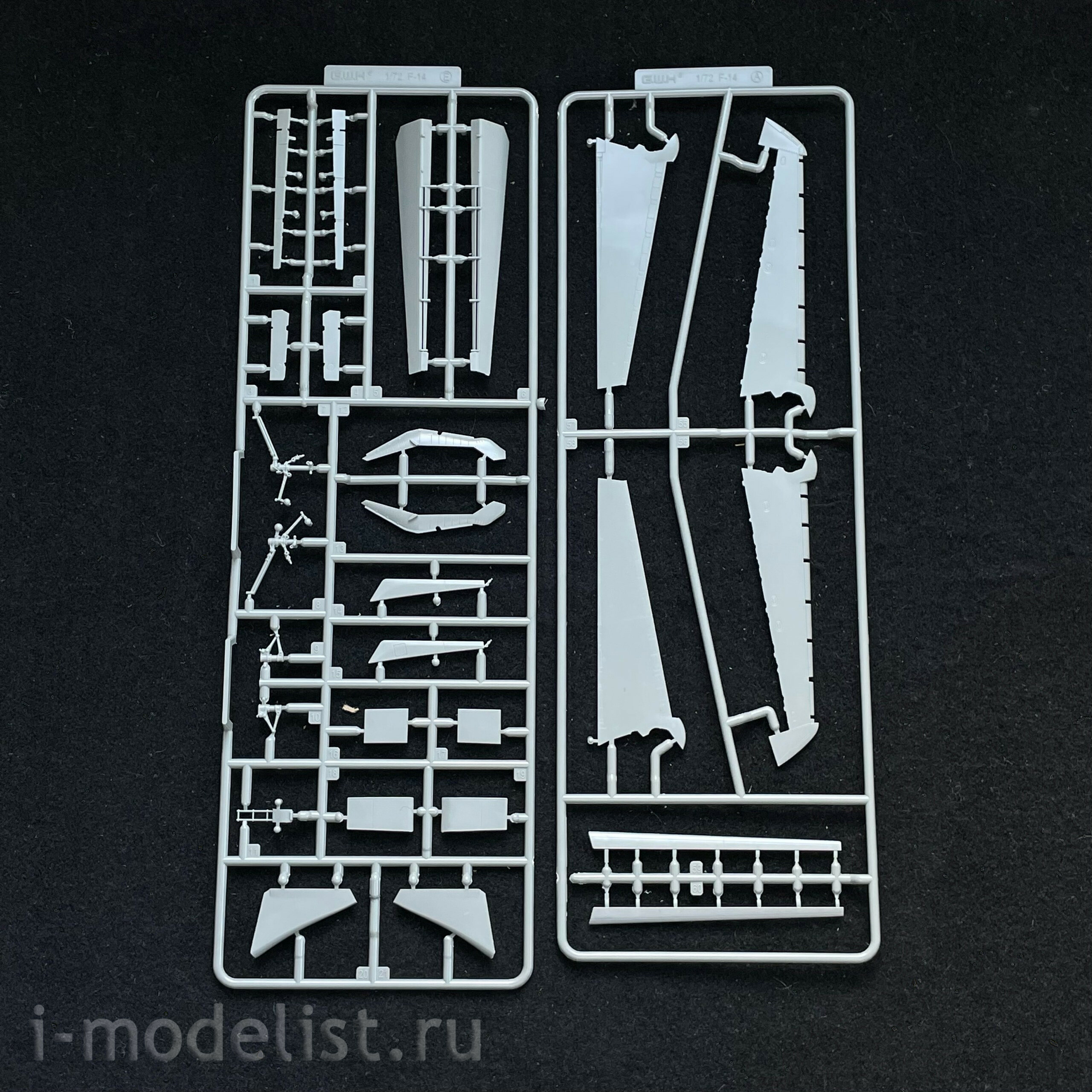 L7203 Great Wall Hobby 1/72 Aircraft F-14D TOMCAT