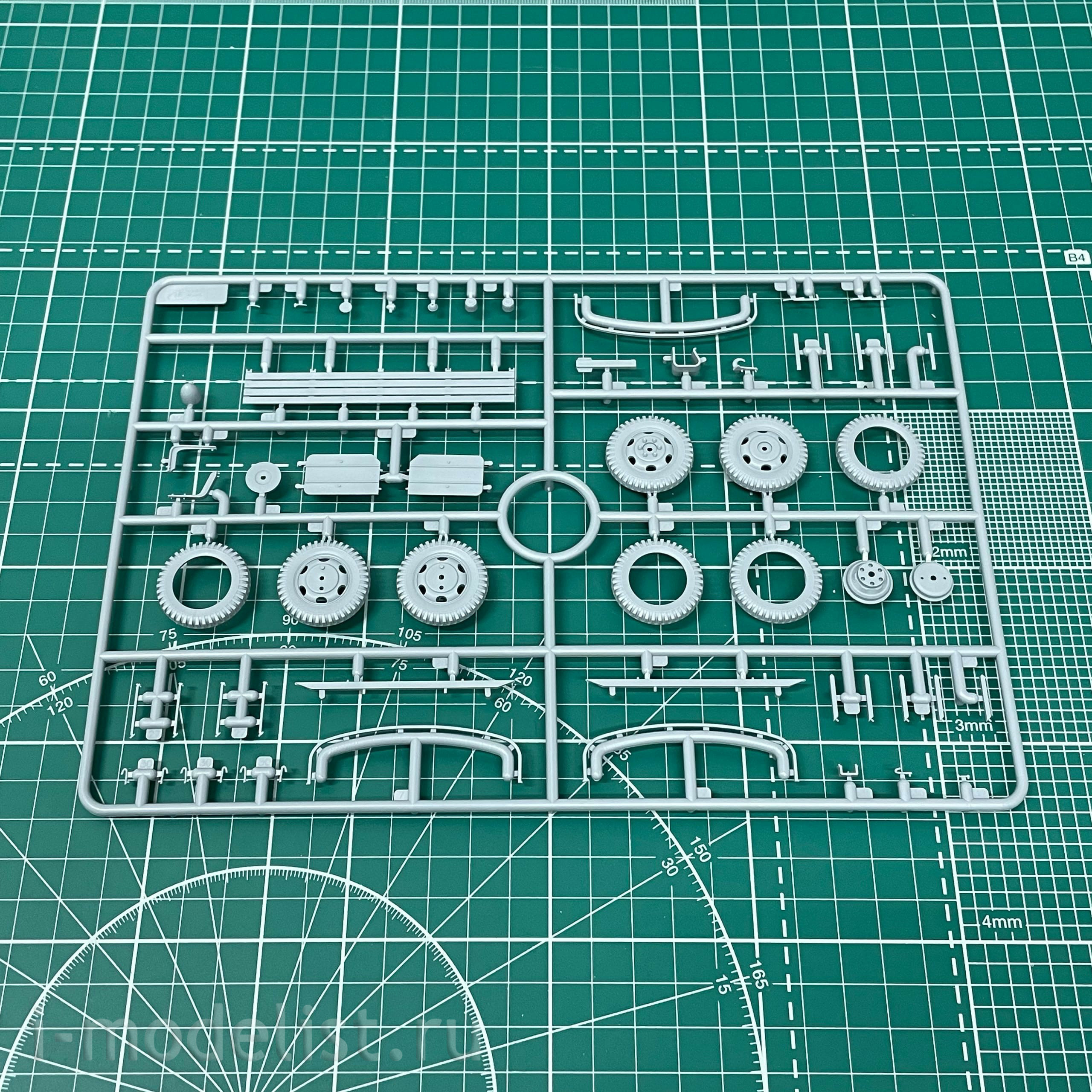 35596 ICM 1/35 BM-13-16 on G7107 chassis with Soviet calculation
