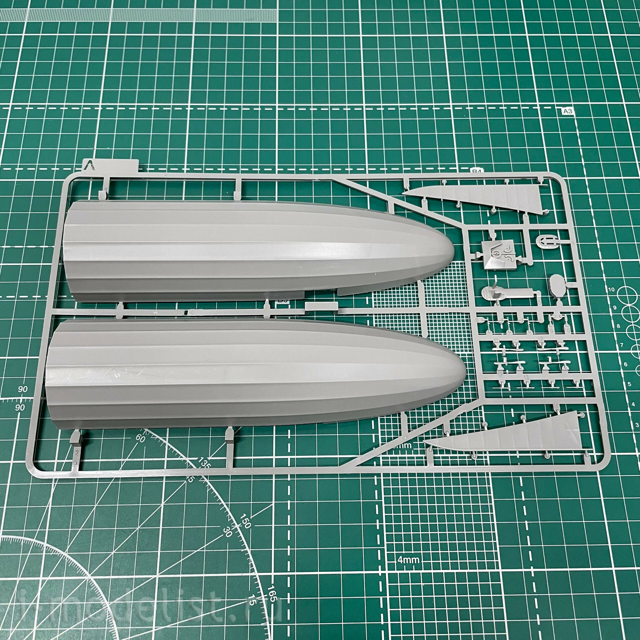 6003 Takom 1/350 Zeppelin Q Class Airship
