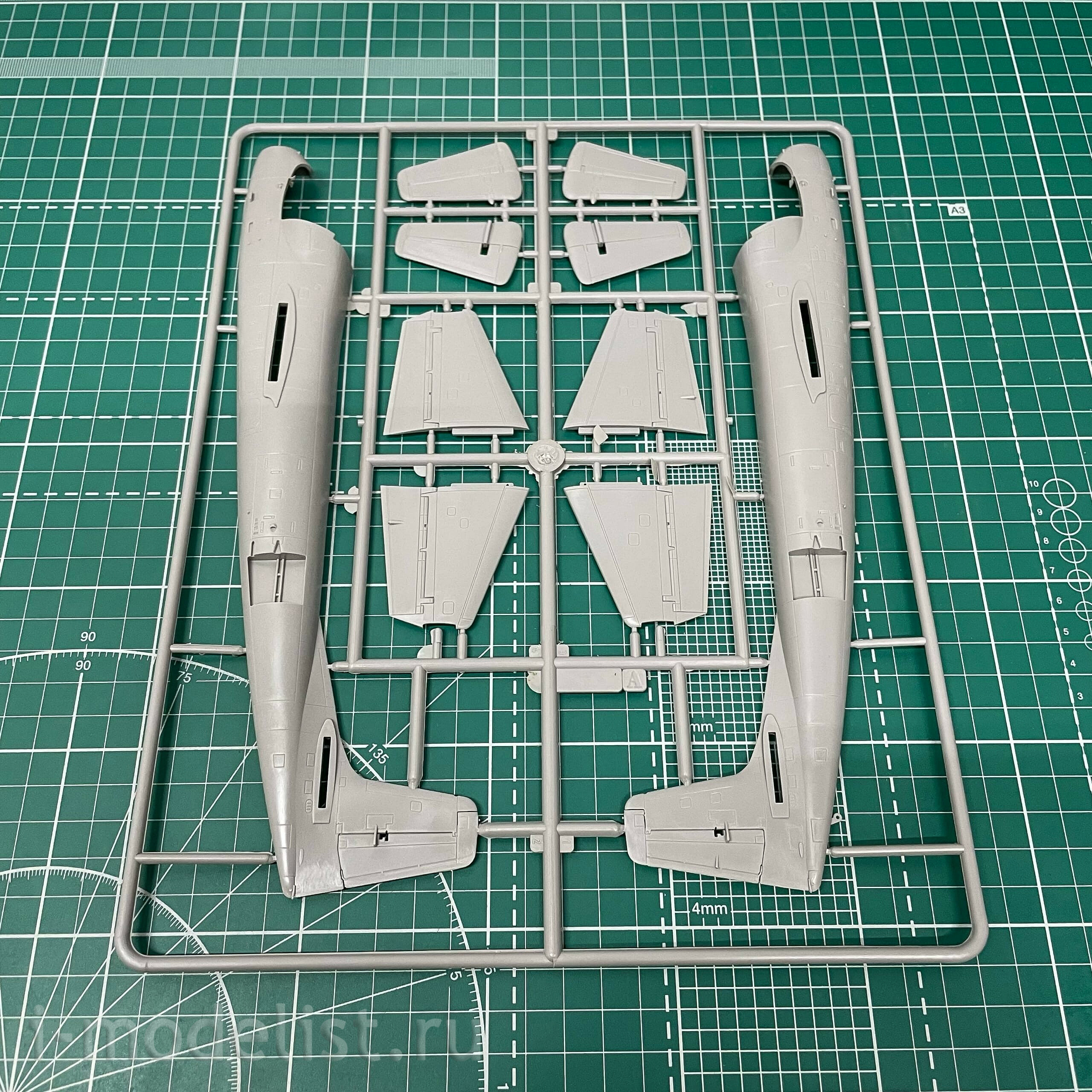413 Roden 1/48 ov-1D Mohawk Aircraft