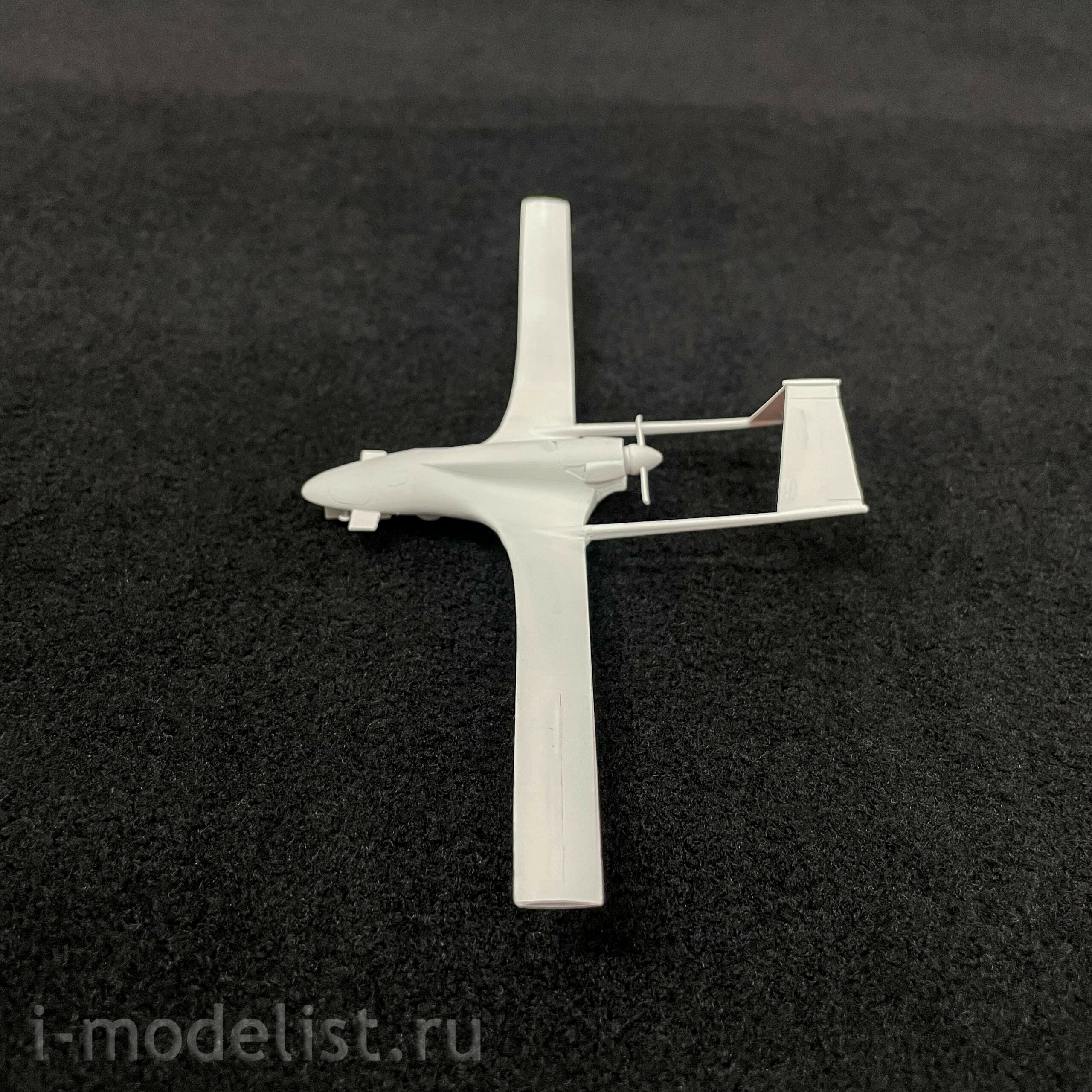 DVC72001 DVC 1/72 UAV - Bayraktar