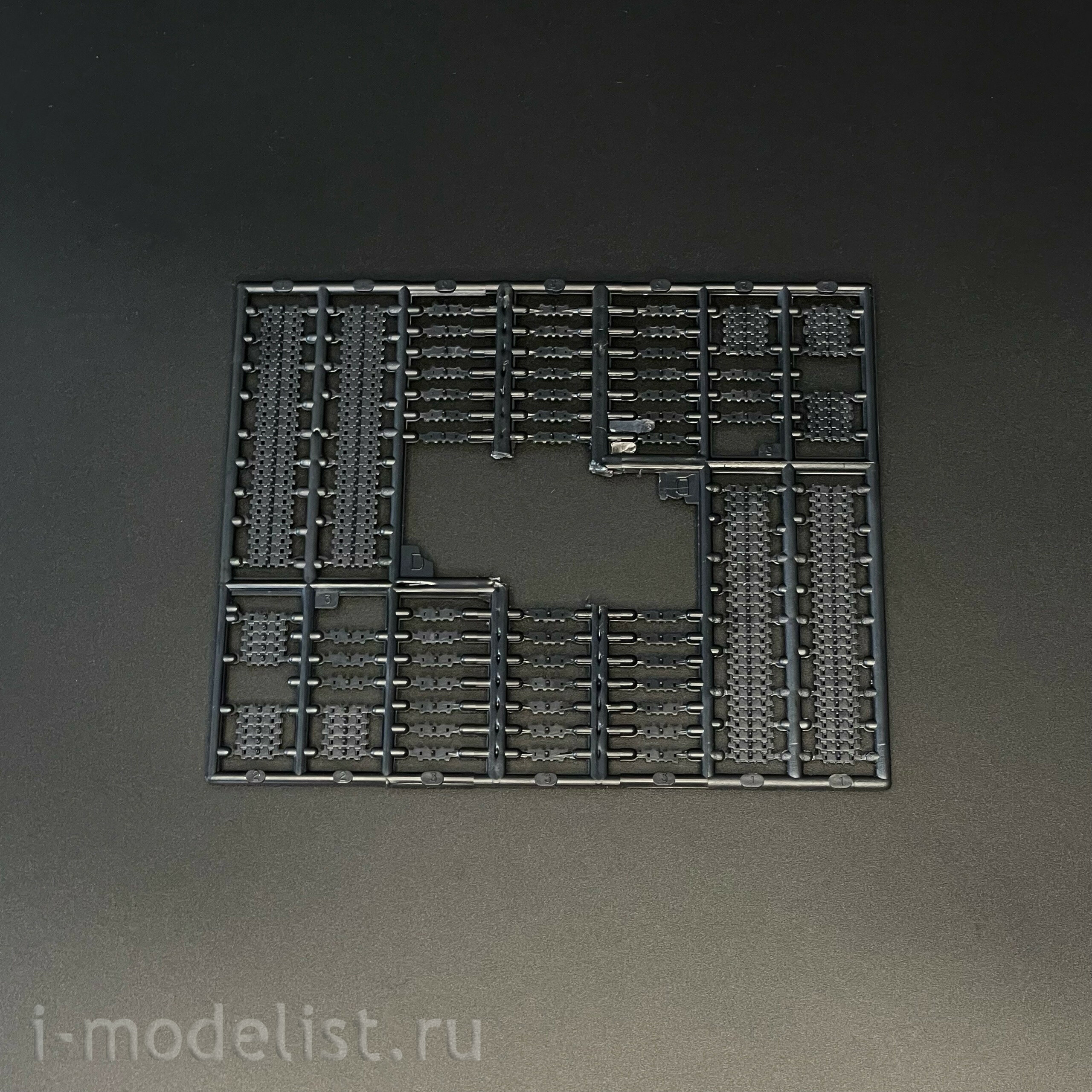 72091 PST 1/72 Тяжелый танк Pz.Kpfw.753(r ) E