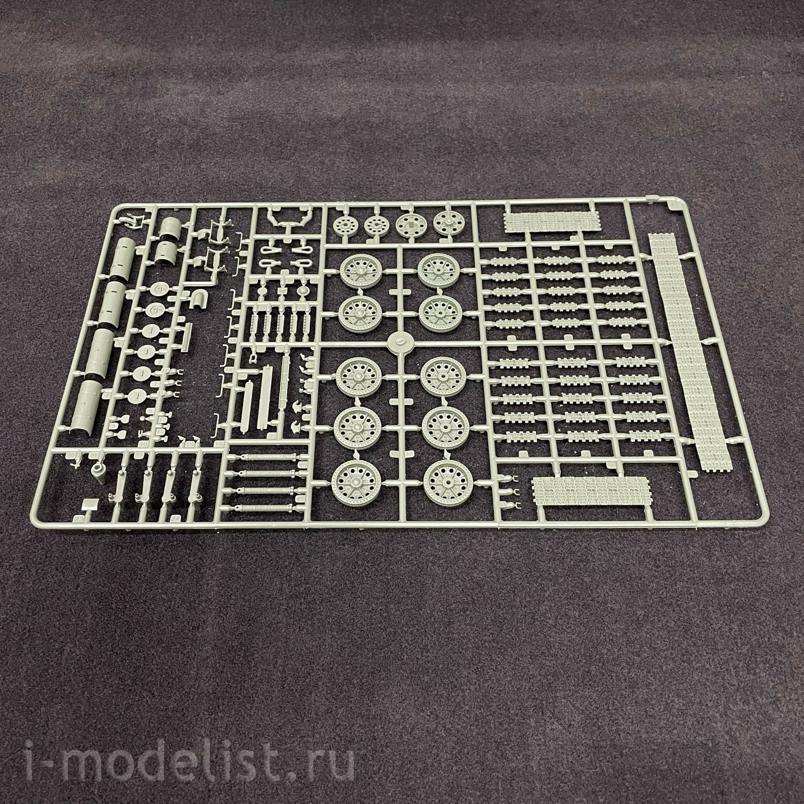 6570 Italeri 1/35 Soviet Tank 34/76 Model 1943 Early Version - Premium Edition