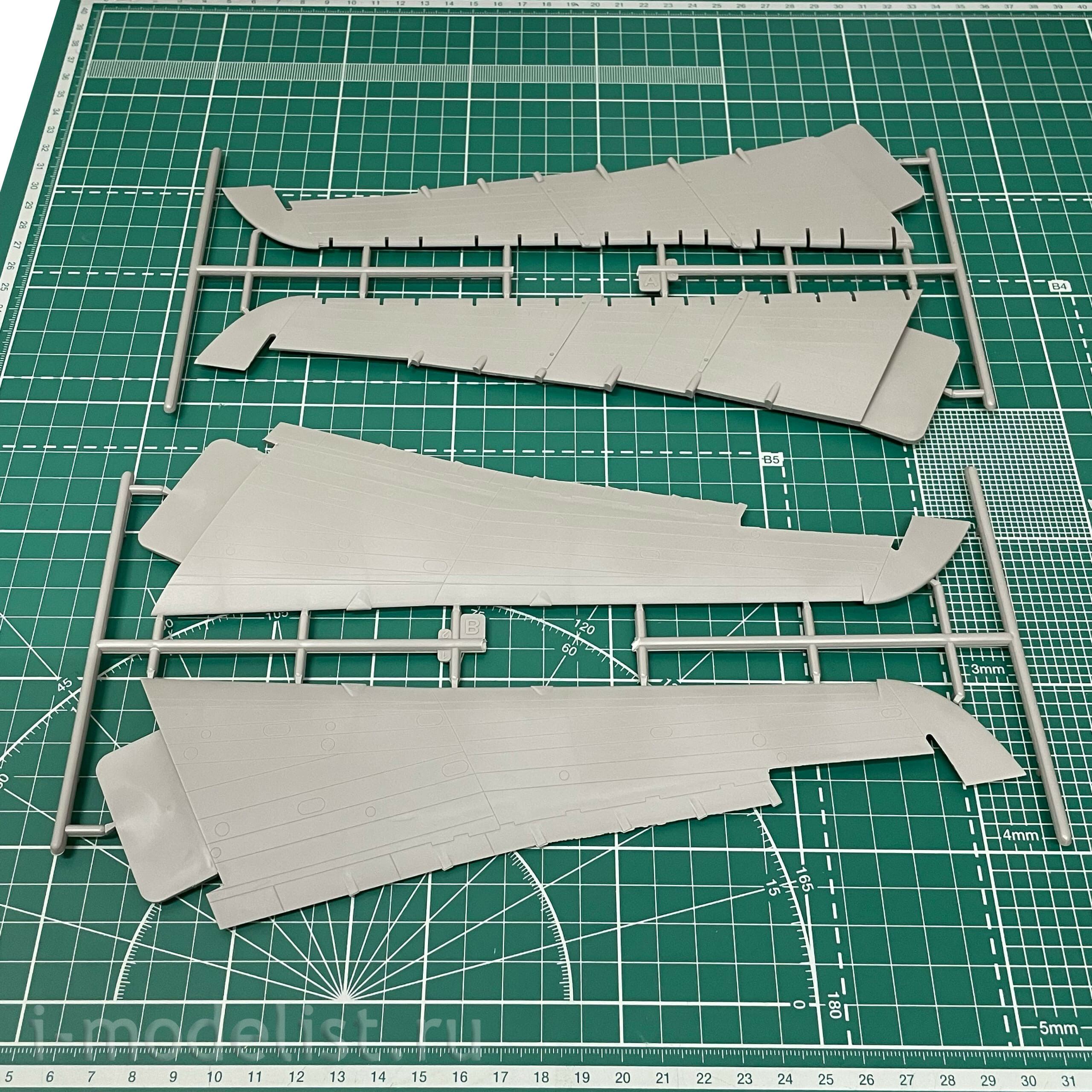 330 Roden 1/144 C-5B Galaxy