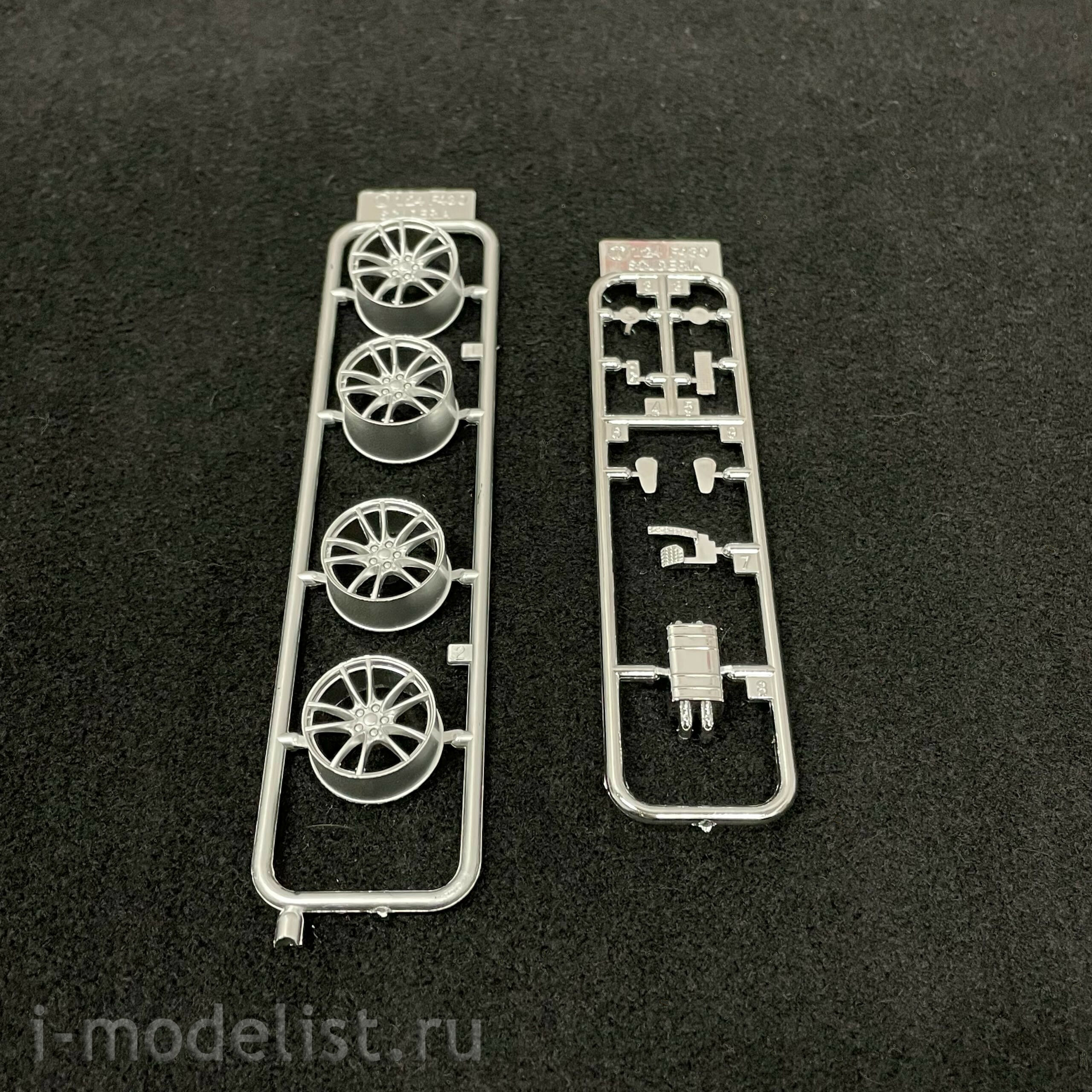 12336 Fujimi 1/24 Ferrari F430 Scuderia