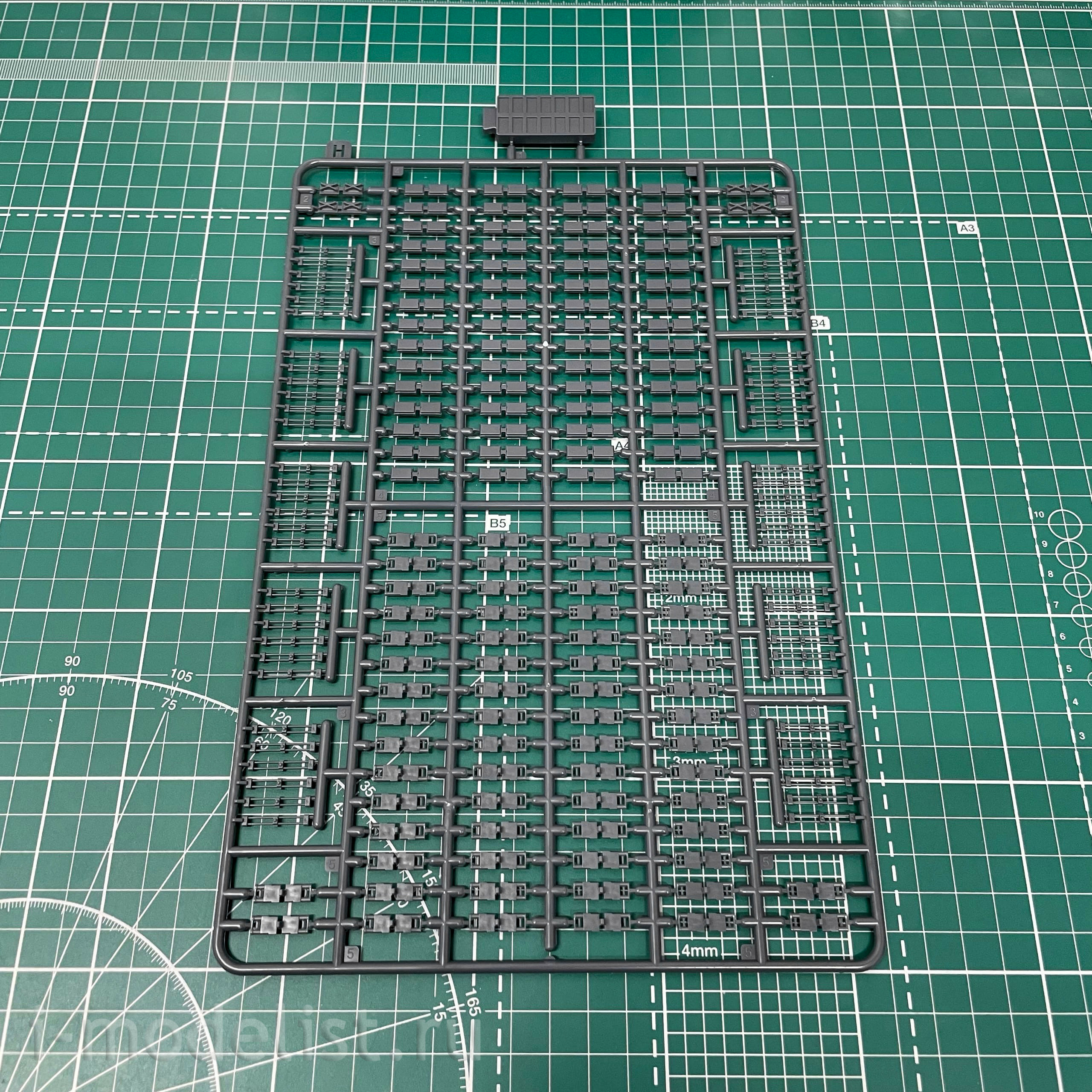 RM-5076 Rye Field Model 1/35 Canadian Leopard 2A6M CAN with working tracks