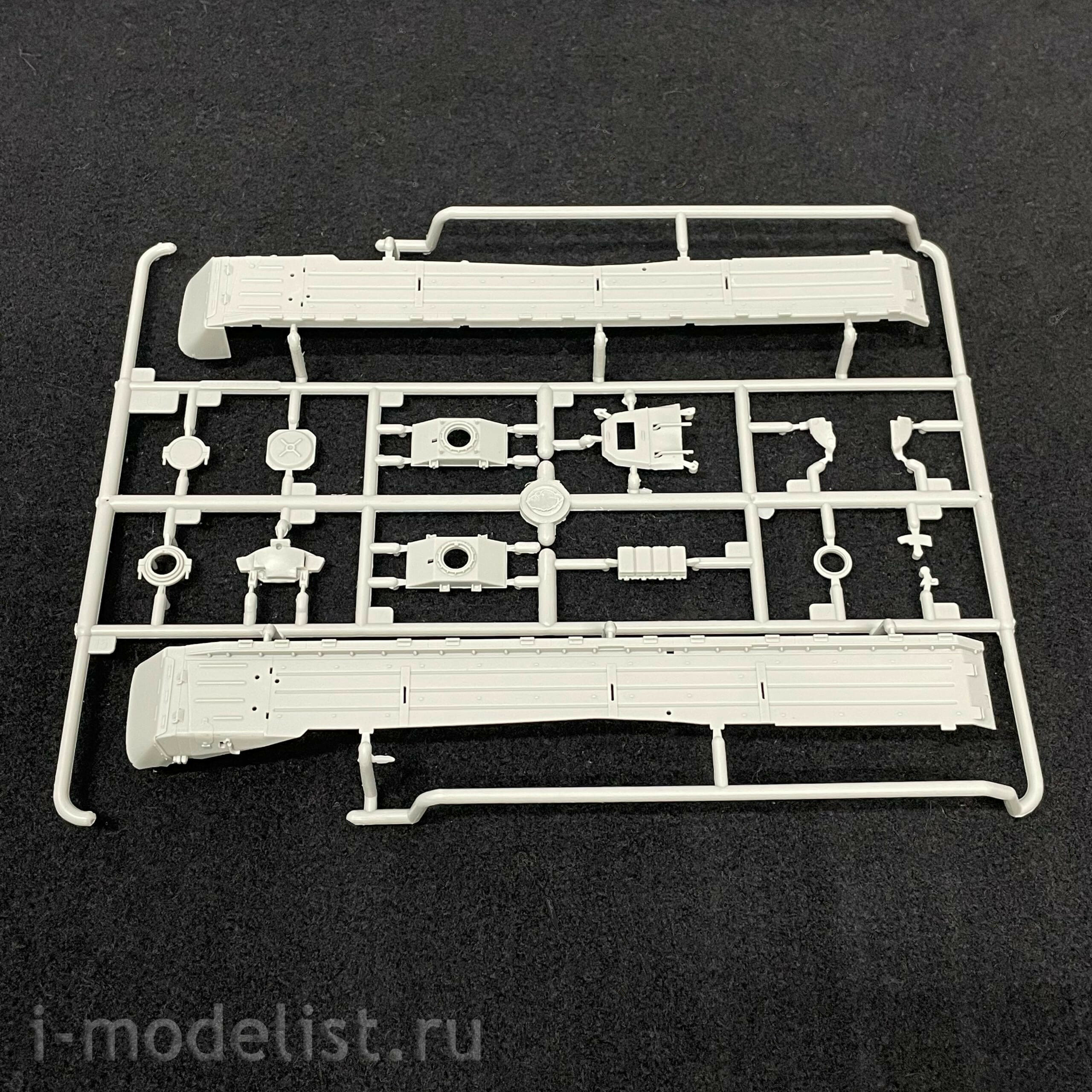 09583 Trumpeter 1/35 Soviet prototype tank Object 292