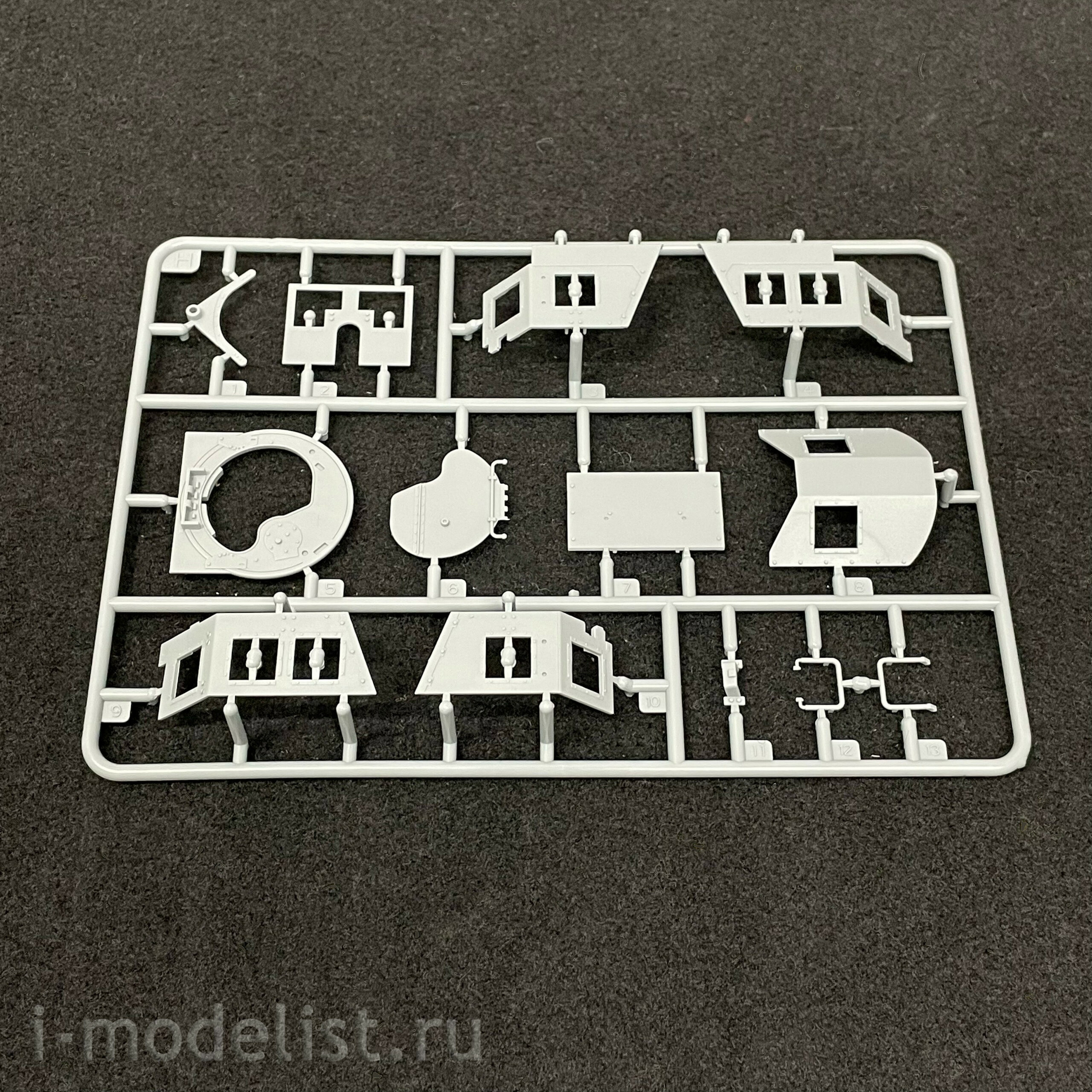 35A12-P Sabre Model 1/35 JLTV M1278 (Combined Light Tactical Vehicle) - Premium Edition
