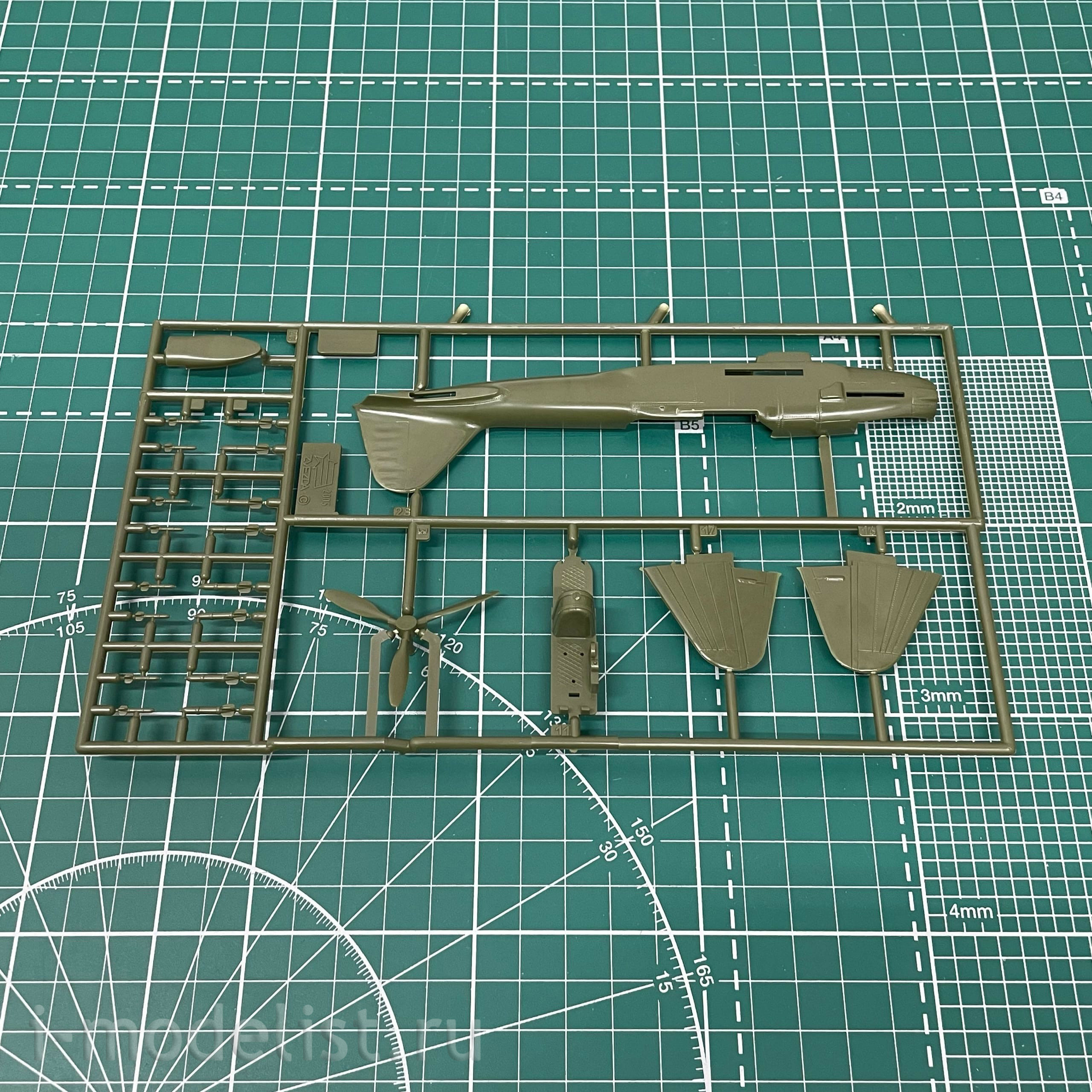 7279 Zvezda 1/72 Il-2 1942 model year