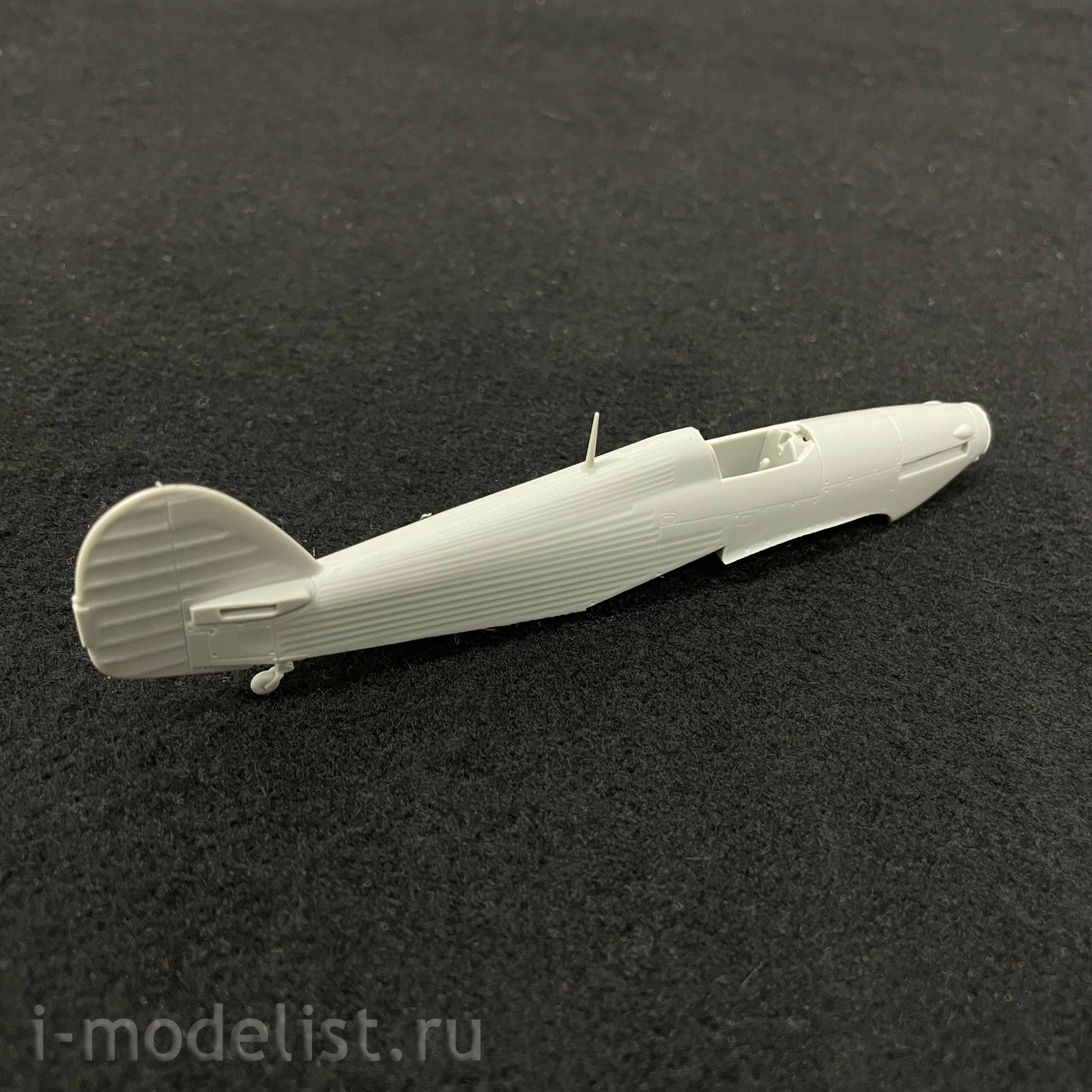 80216 HobbyBoss 1/72 hurricane MK II TROP Fighter
