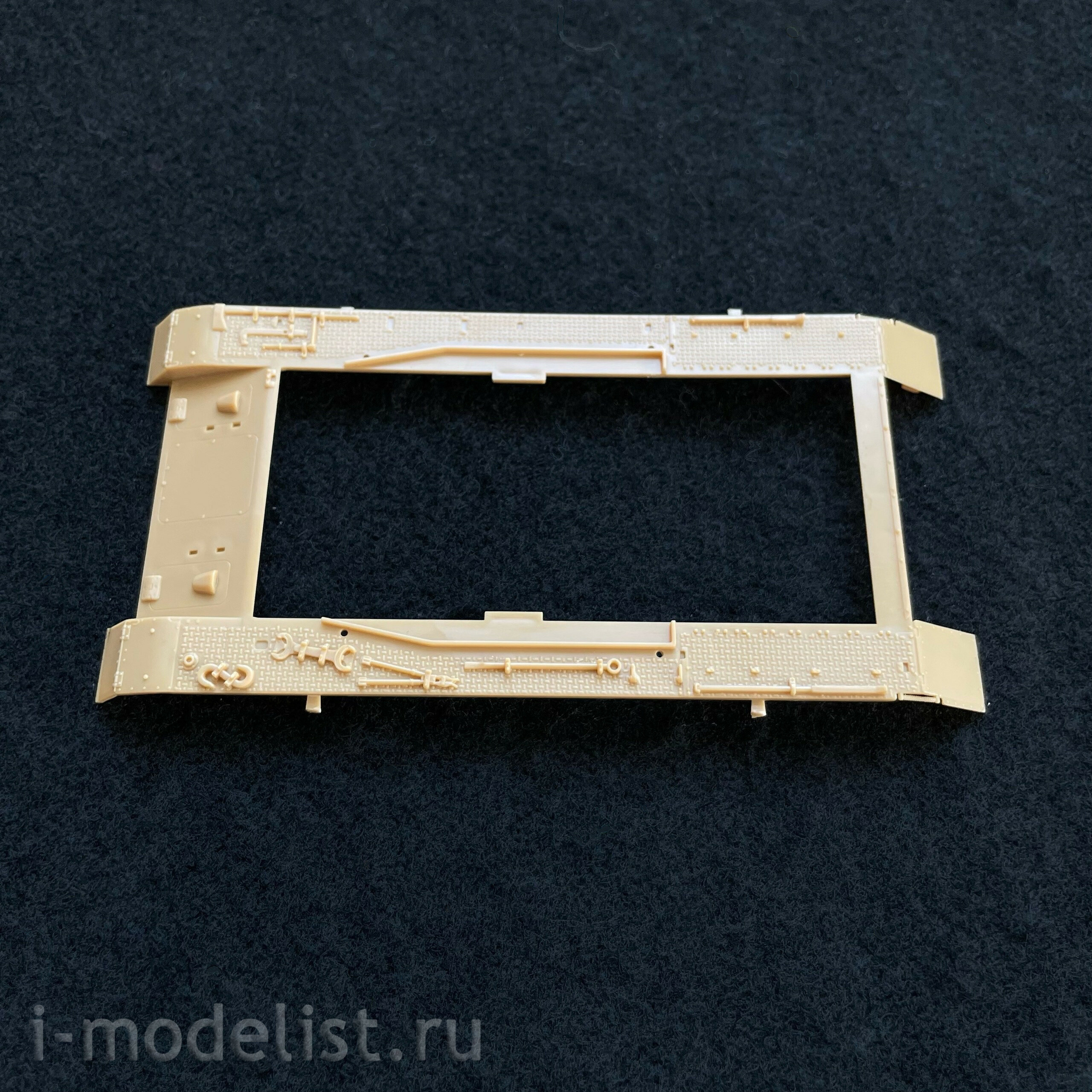84840 HobbyBoss 1/48 German Medium Tank Pzkpfw IV Ausf.F2